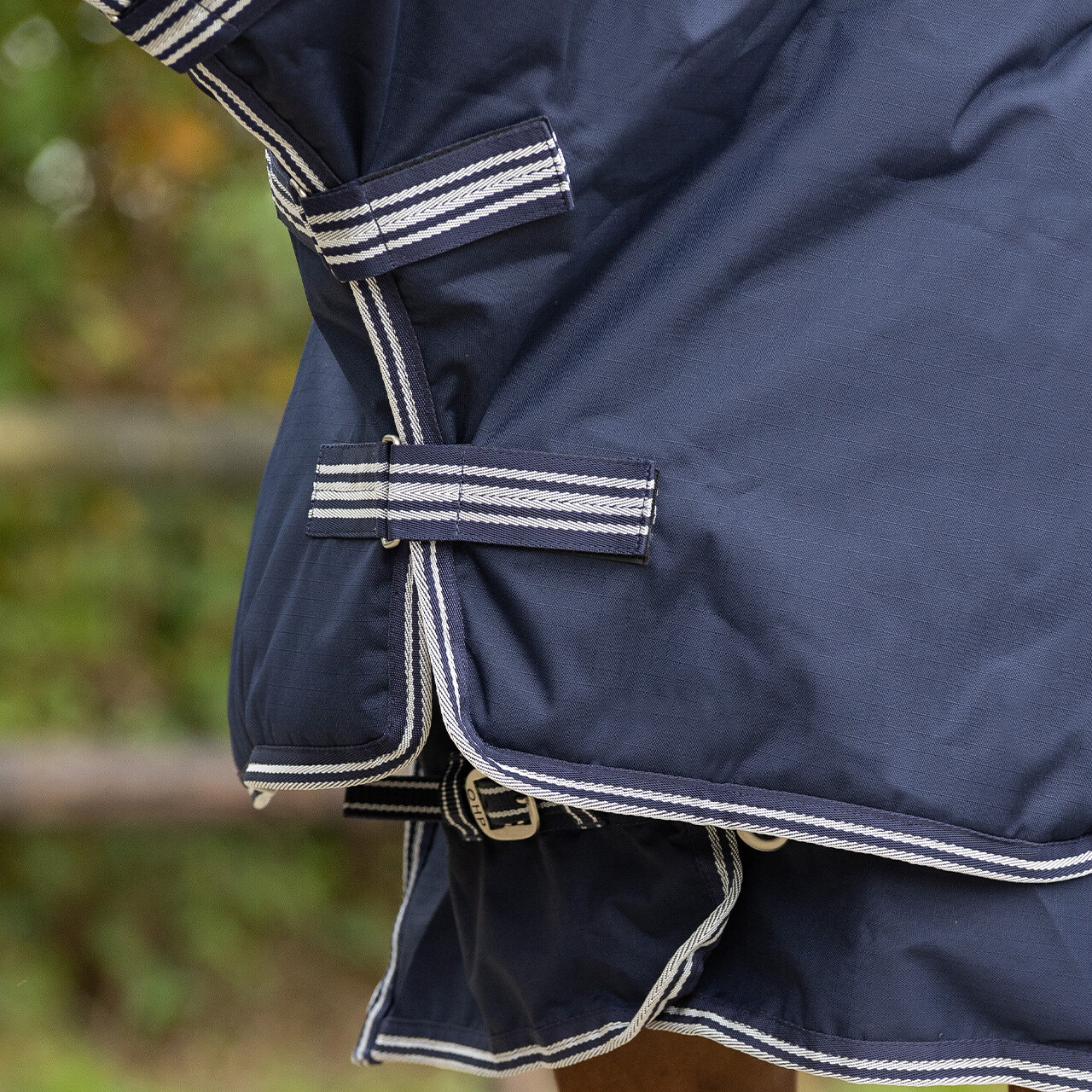 Outdoor blanket fixed neck 300gr