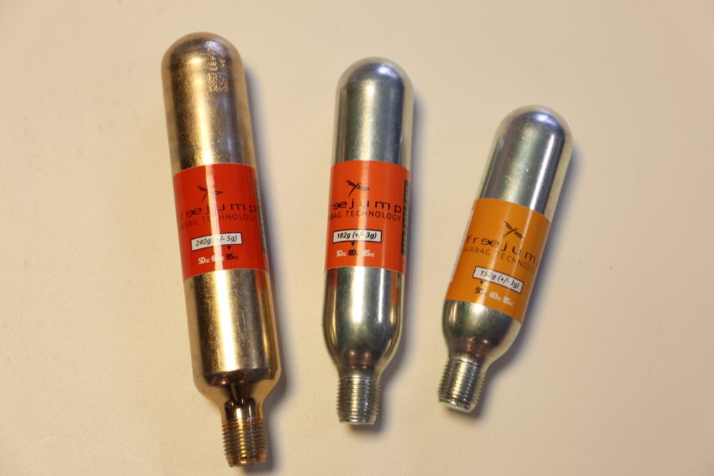 Cartridge for Freejump airbag