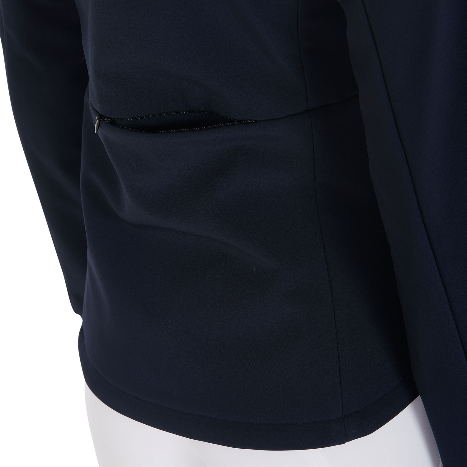 Taillierte Softshell-Jacke mit verdeckten Taschen