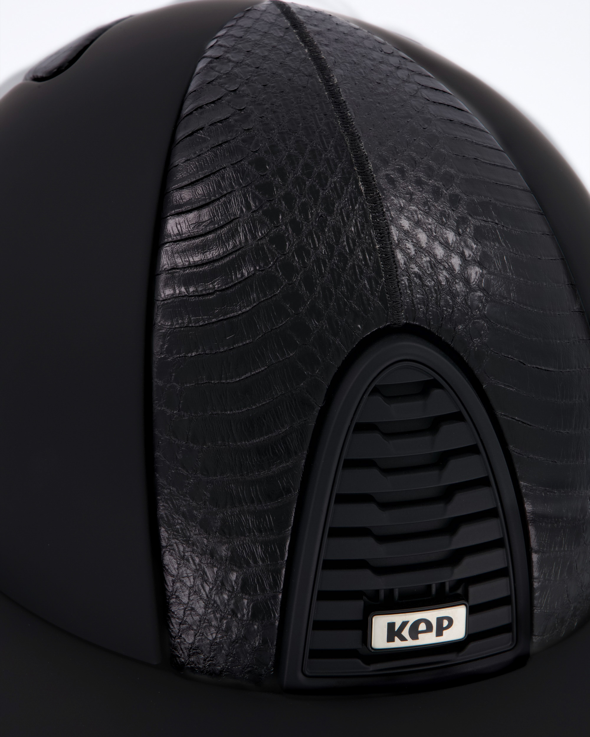 Reithelm Cromo 2.0 Polo Snake Matt in schwarz