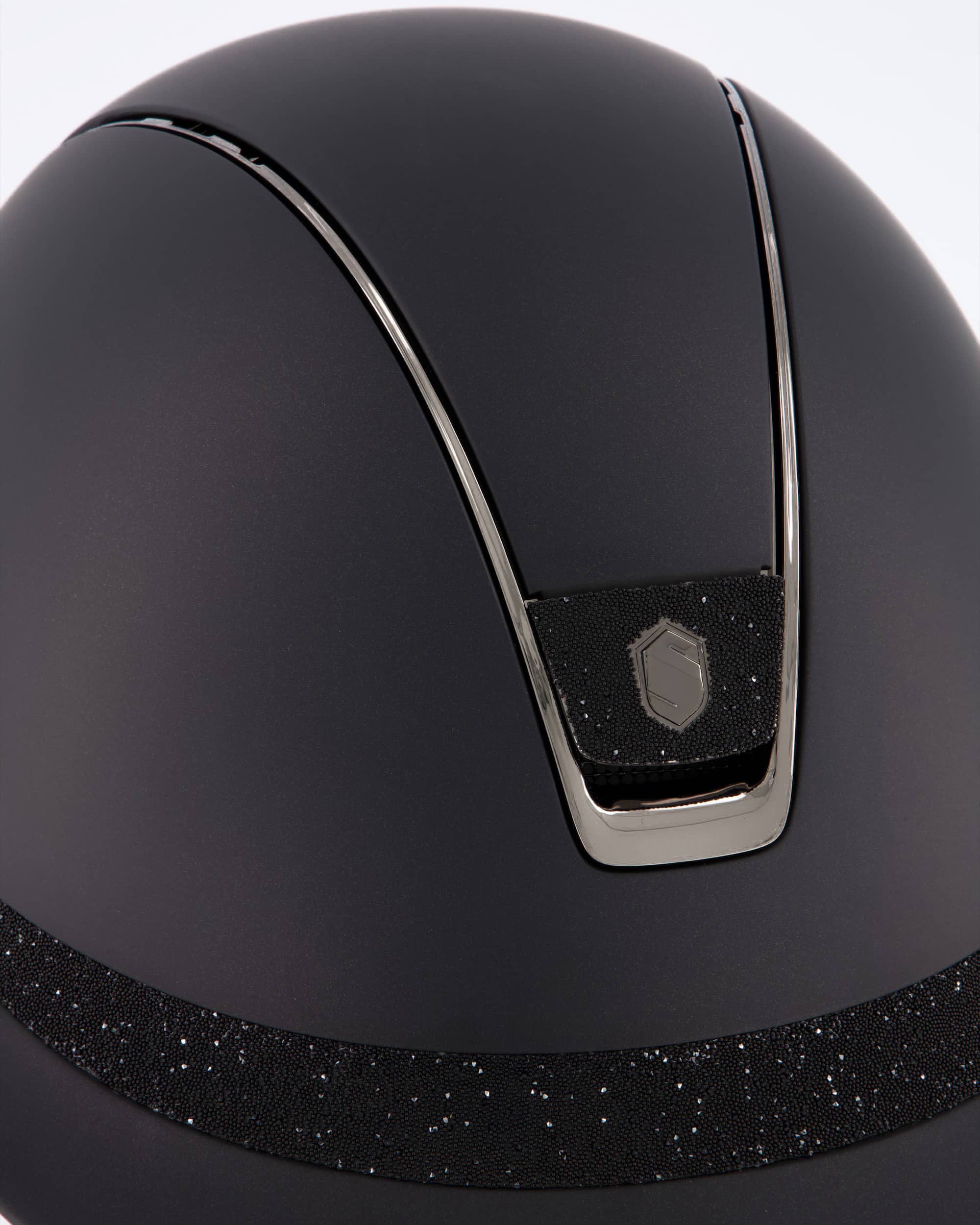 Reithelm Miss Shield Shadowmatt, Frontal Band Crystal Fabric Swarovski Black, Trim Chrome Black, Blason Crystal Fabric Black in Schwarz