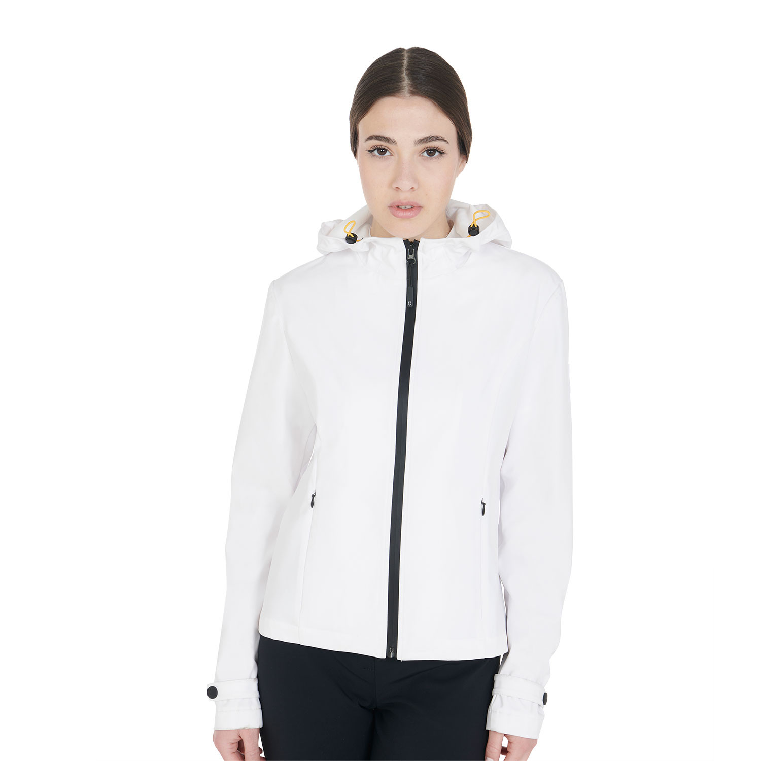 Schmal geschnittene Softshelljacke für Damen mit winddichtem Reißverschluss