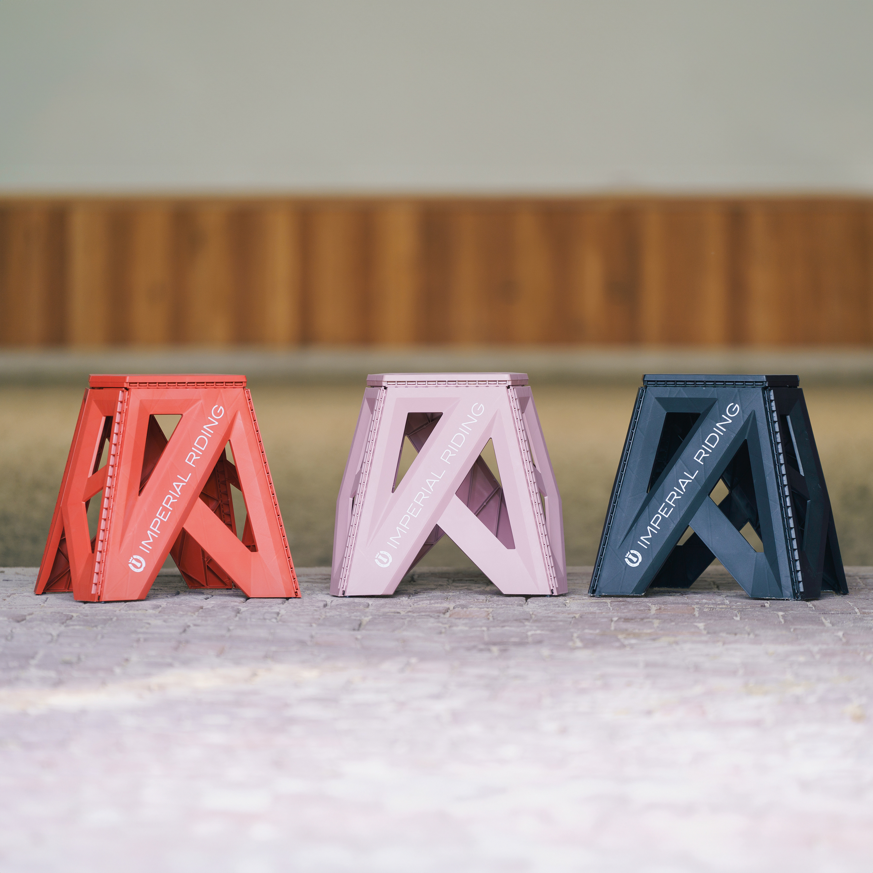 Tritthocker Sky high