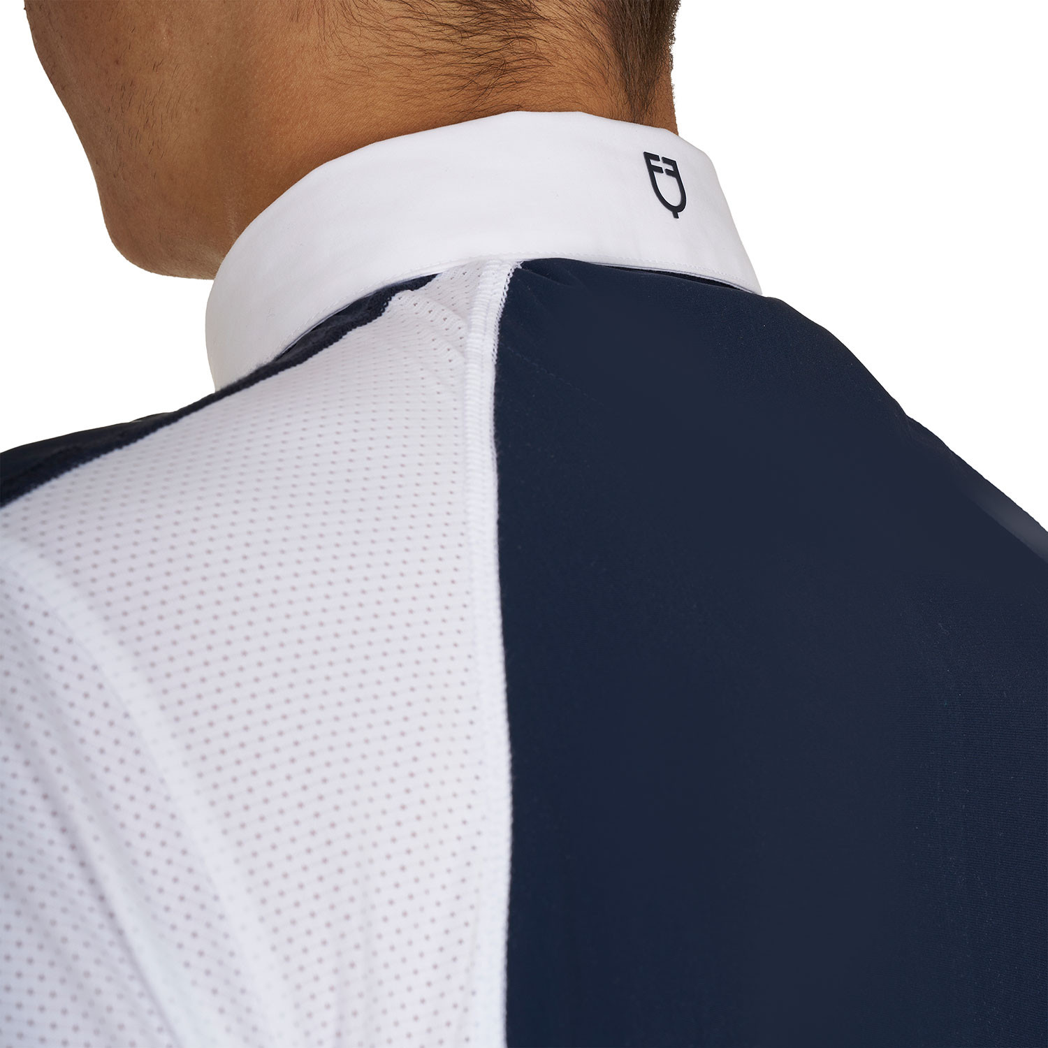Schmal geschnittenes Turnier-Poloshirt für Herren mit vier Knöpfen