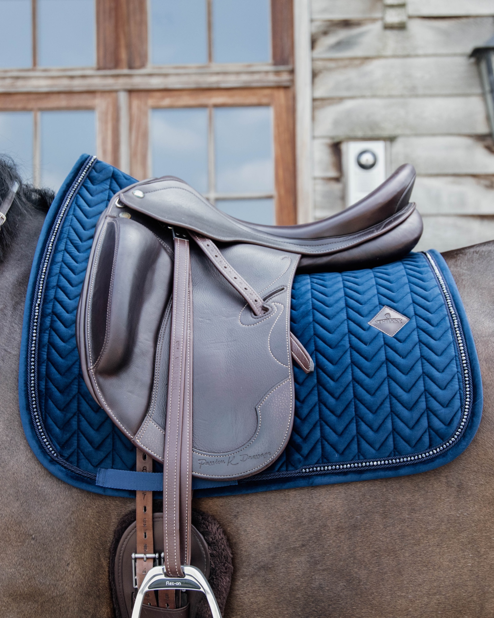 Dressage saddle pad Velvet Pearls