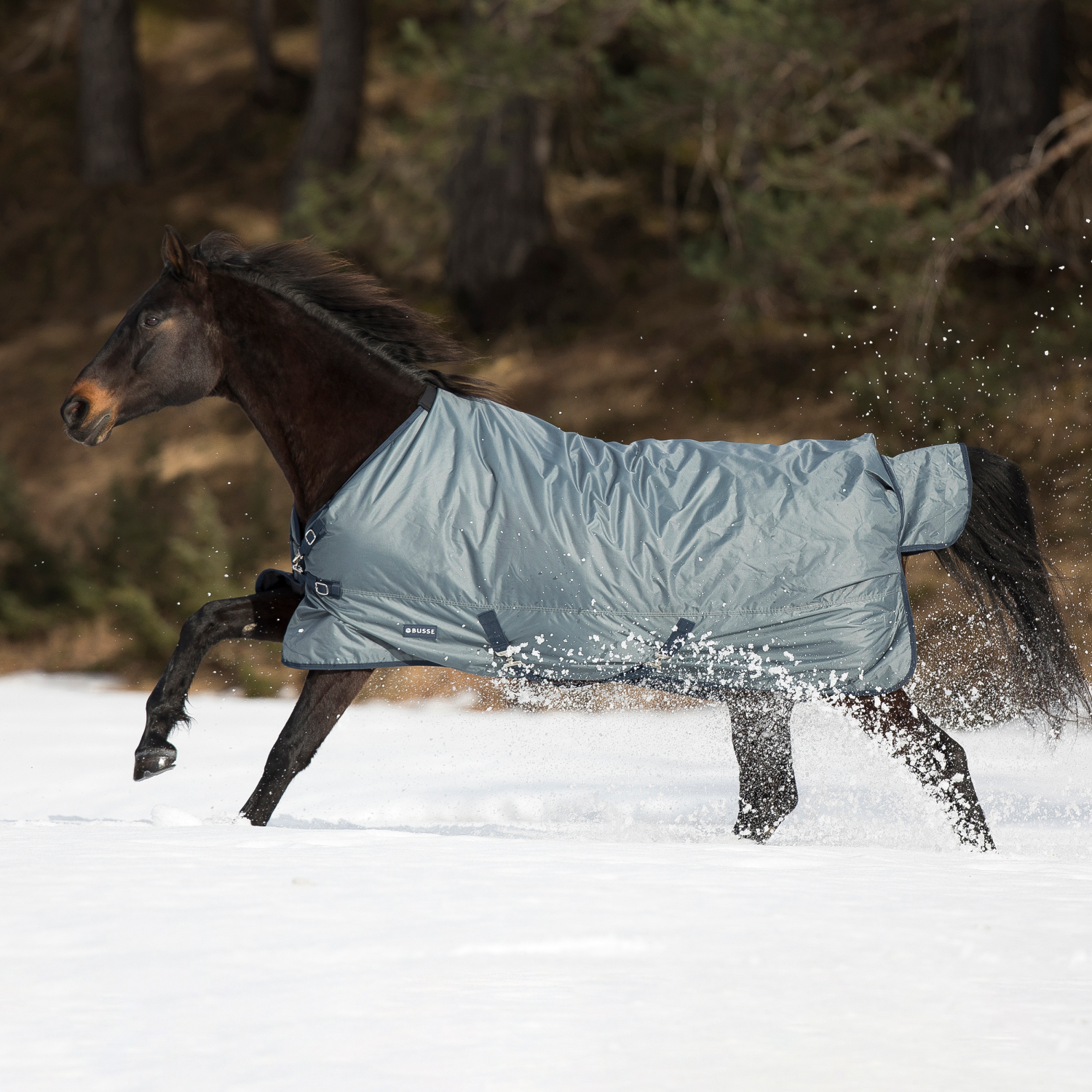 Windchill 100 outdoor blanket