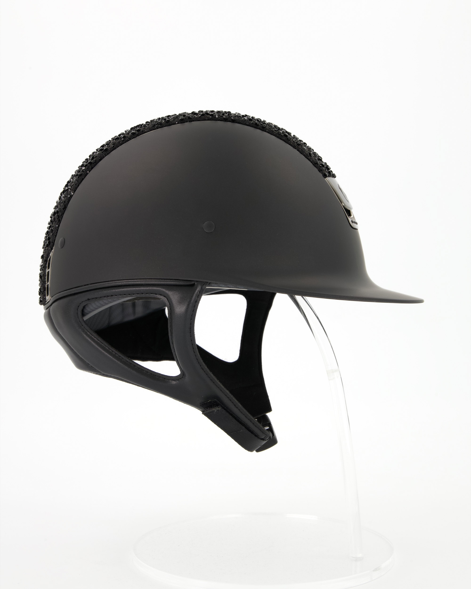Reithelm Shadowmatt black, Top Crystal Medley Swarovski black, Trim u. Blason Chrome black 5Swarovski in schwarz