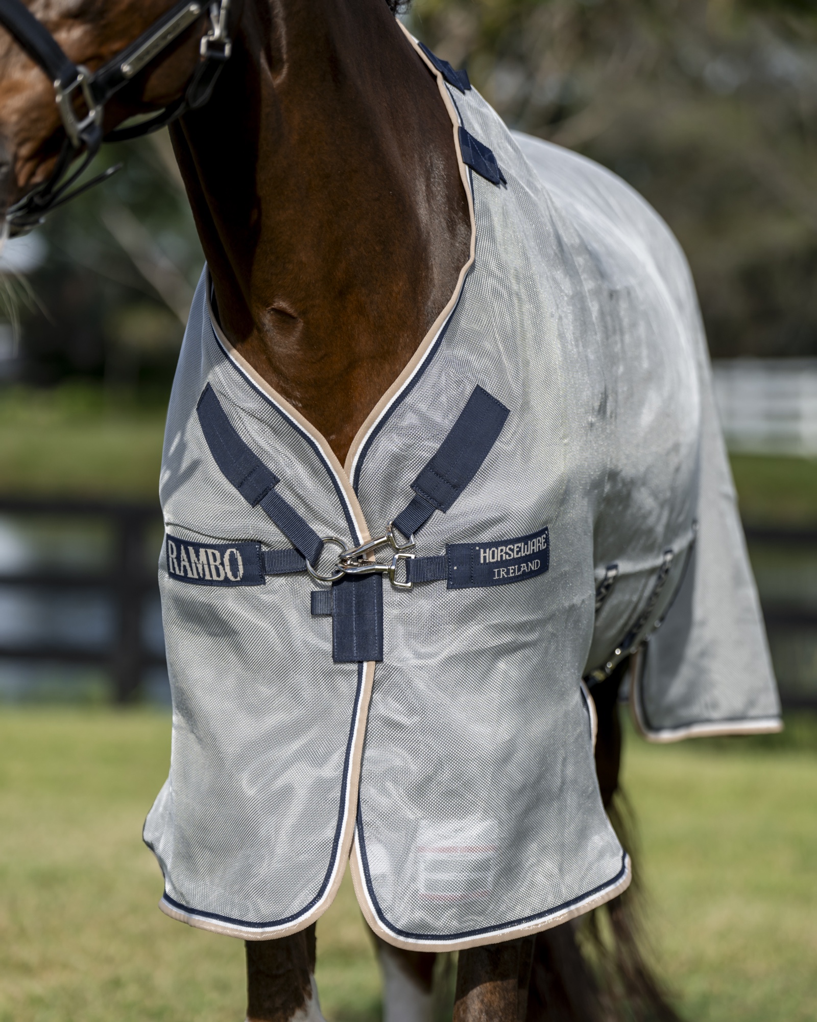 Fliegendecke Rambo Protector in Silver/Navy 
