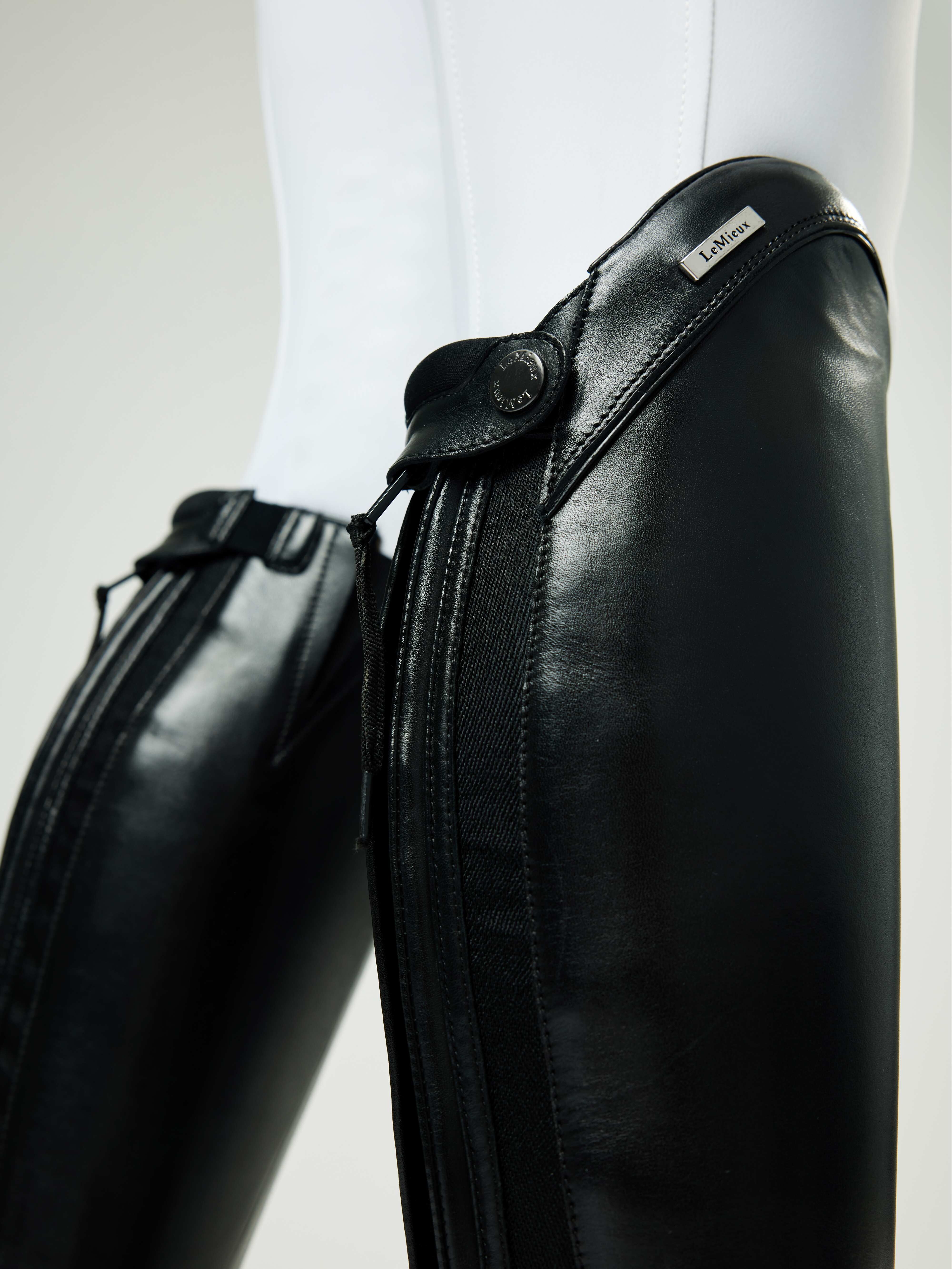 Essence gesteifter Reitstiefel