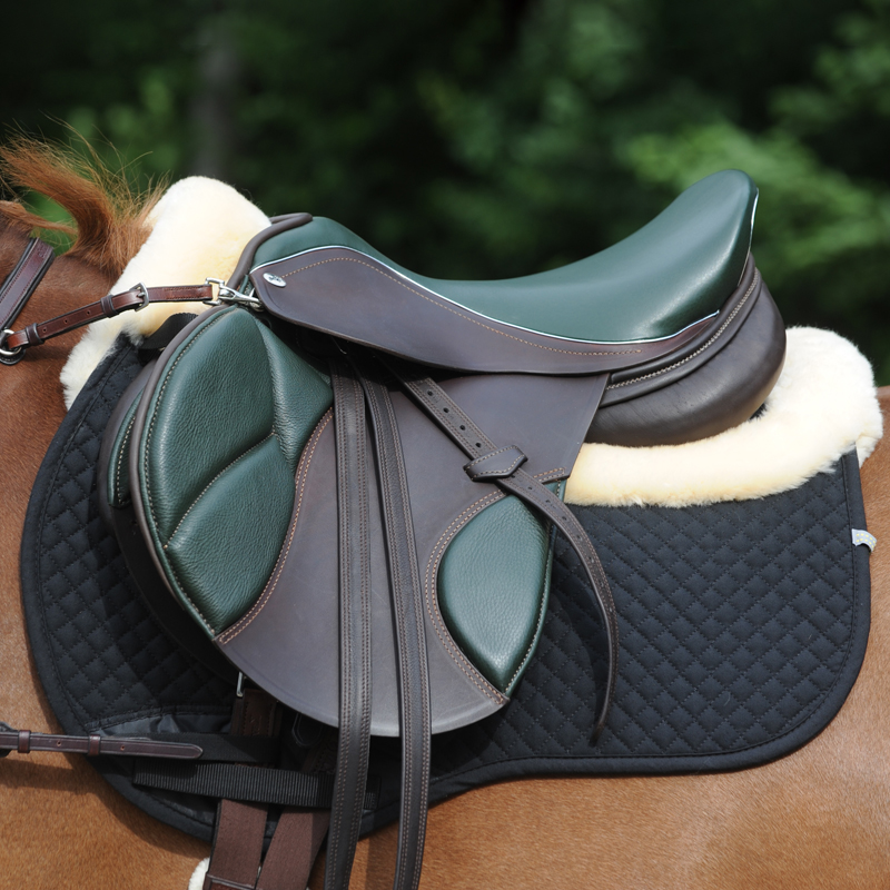 Saddle pad - lambskin