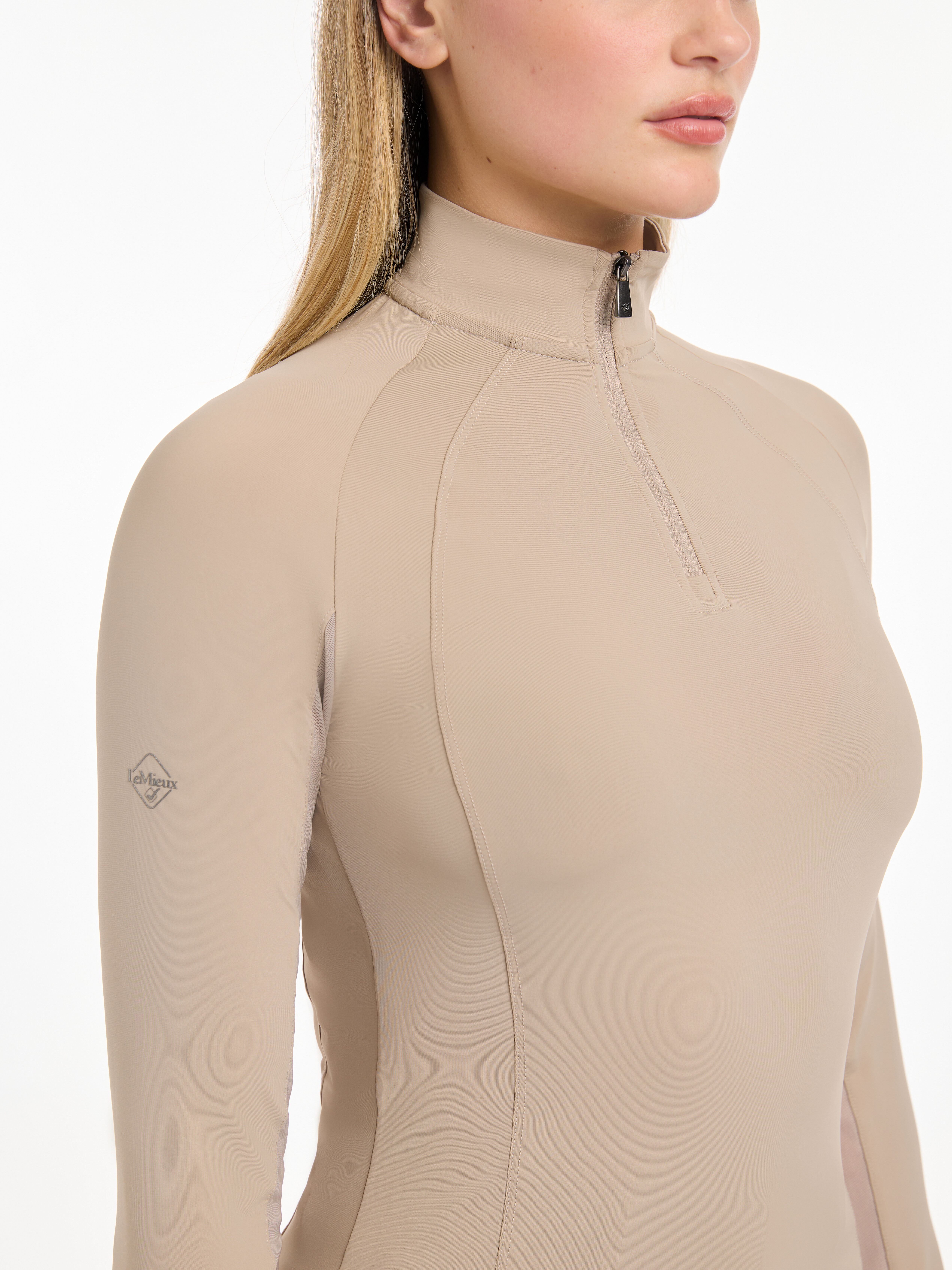 Halle Leichter Base Layer