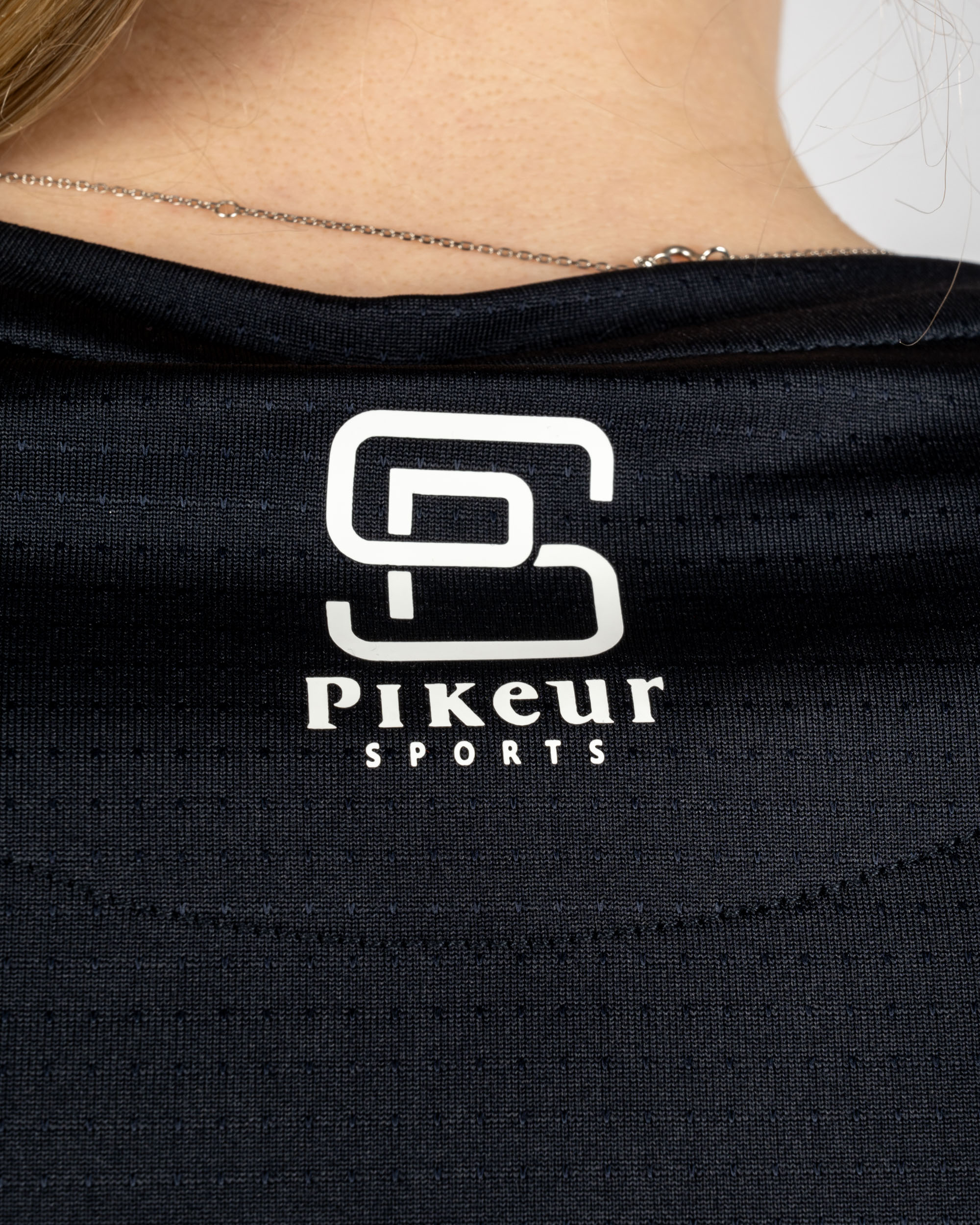 Ladies sportswear T-shirt