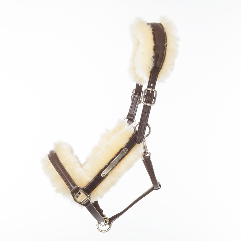 Leather halter with lambskin "Marvellous" Leather halter with lambskin "Marvellous"