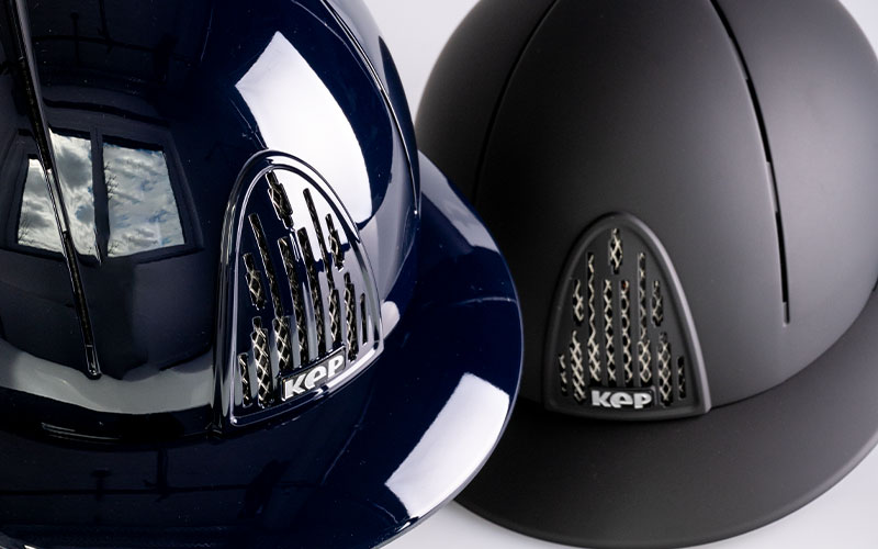 Kep Italia Polo Reithelme Kep Italia Reithelme mit Glossy und Matter Oberfläche
