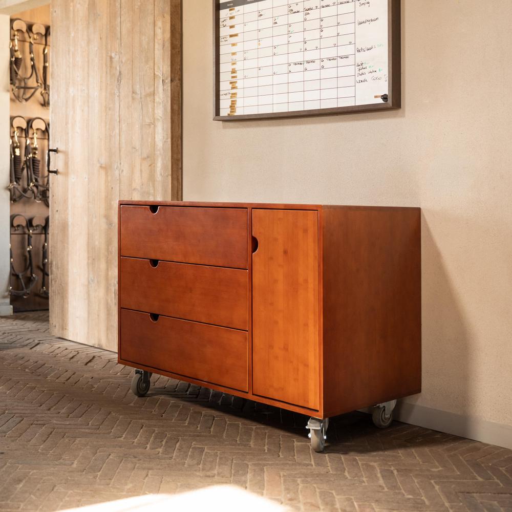 Saddle cabinet with 3 drawers and bridle rack