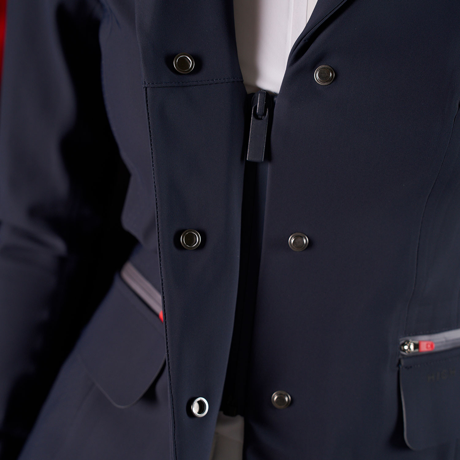 Damen-Turnierjacke mit verschweißten Nähten