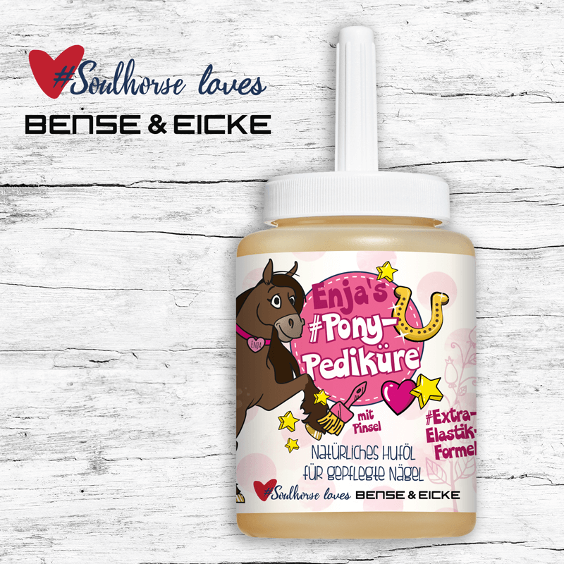 Hoof oil Enja's #pony pedicure
