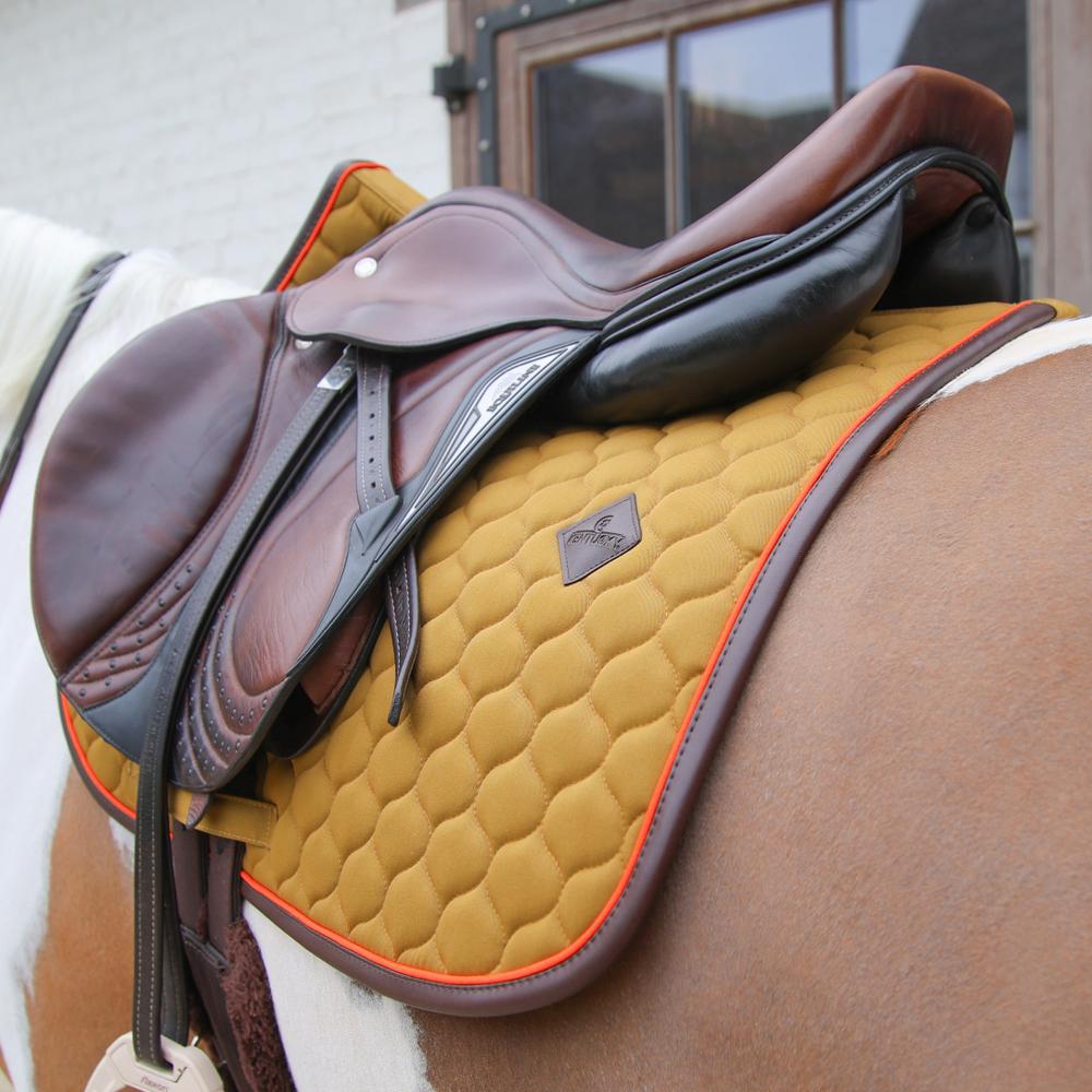 Tapis de selle Onion Quilt cuir Neon