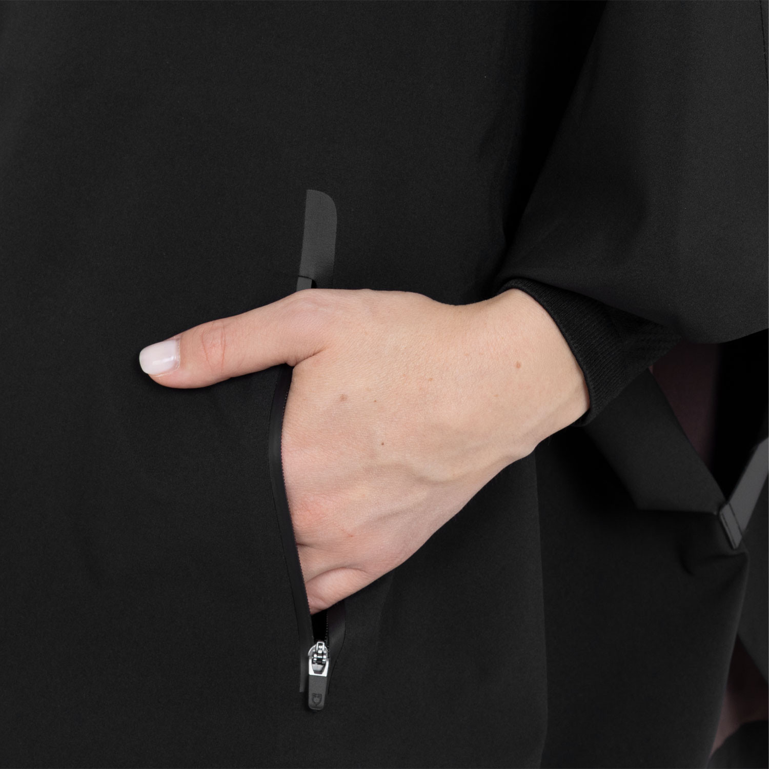 Technische Regencape für Damen