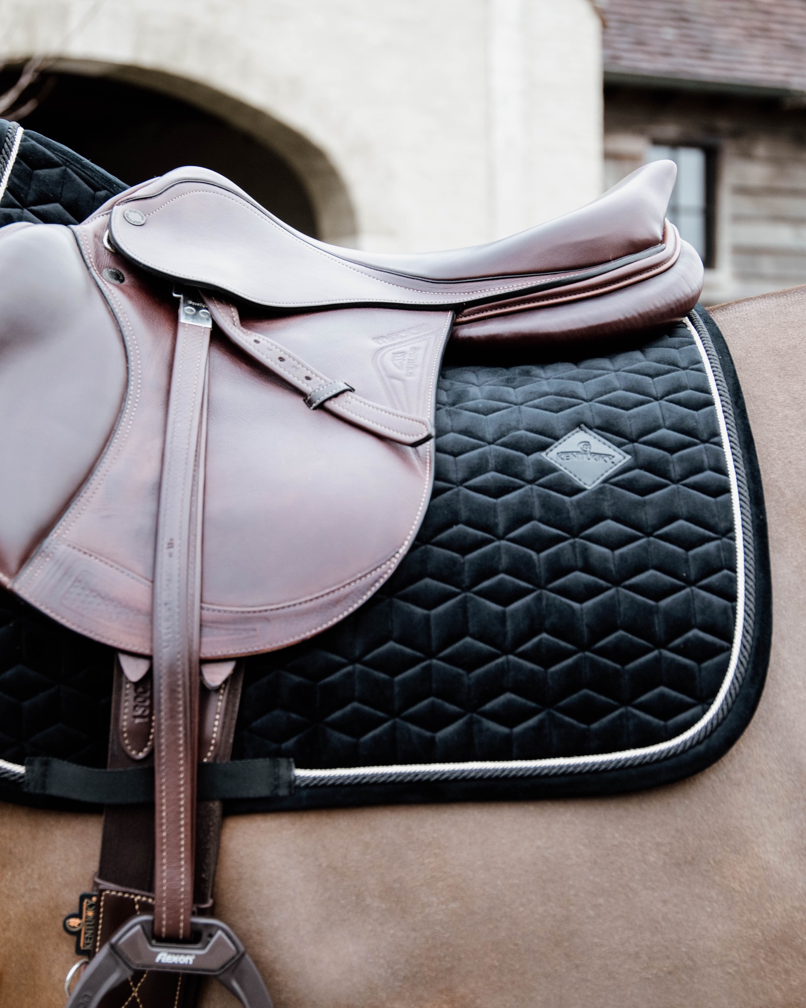 Jumping saddle pad Basic Velvet