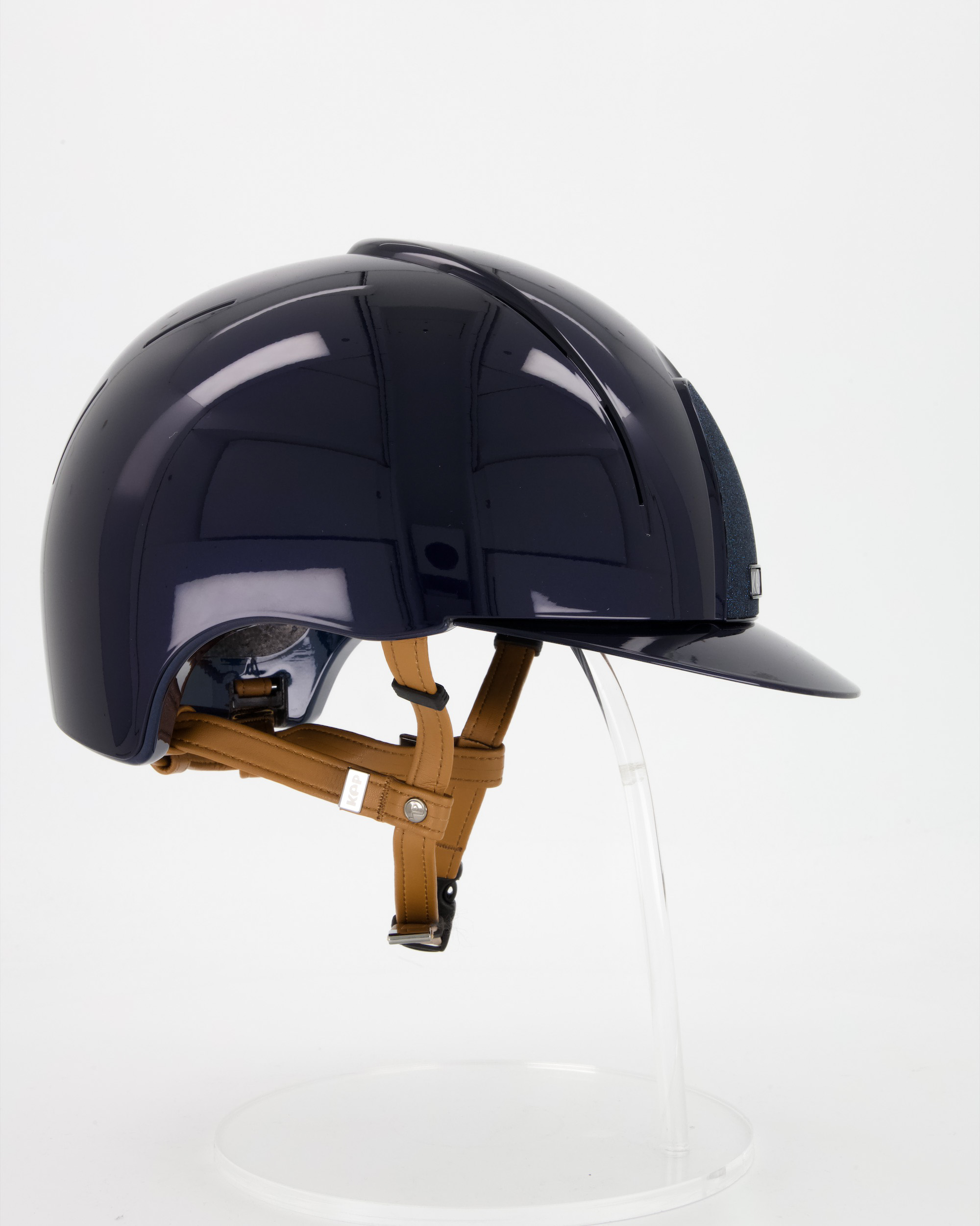 Reithelm Smart Nova Polish Star mit beigen Kinnriemen
