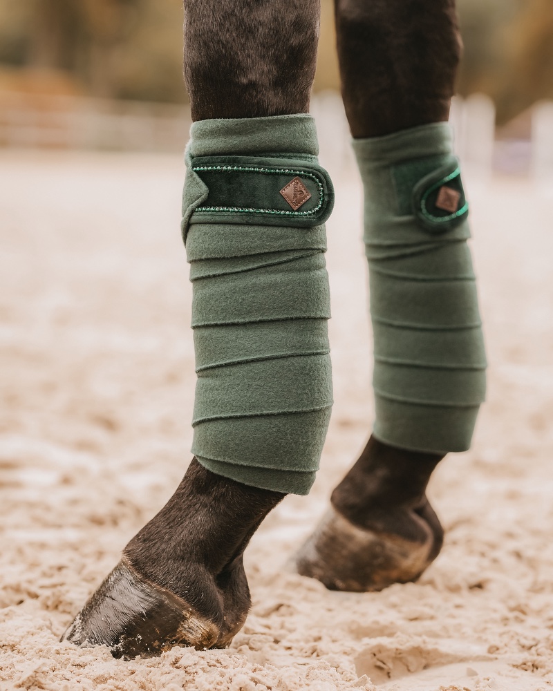 Velvet Pearls fleece bandages