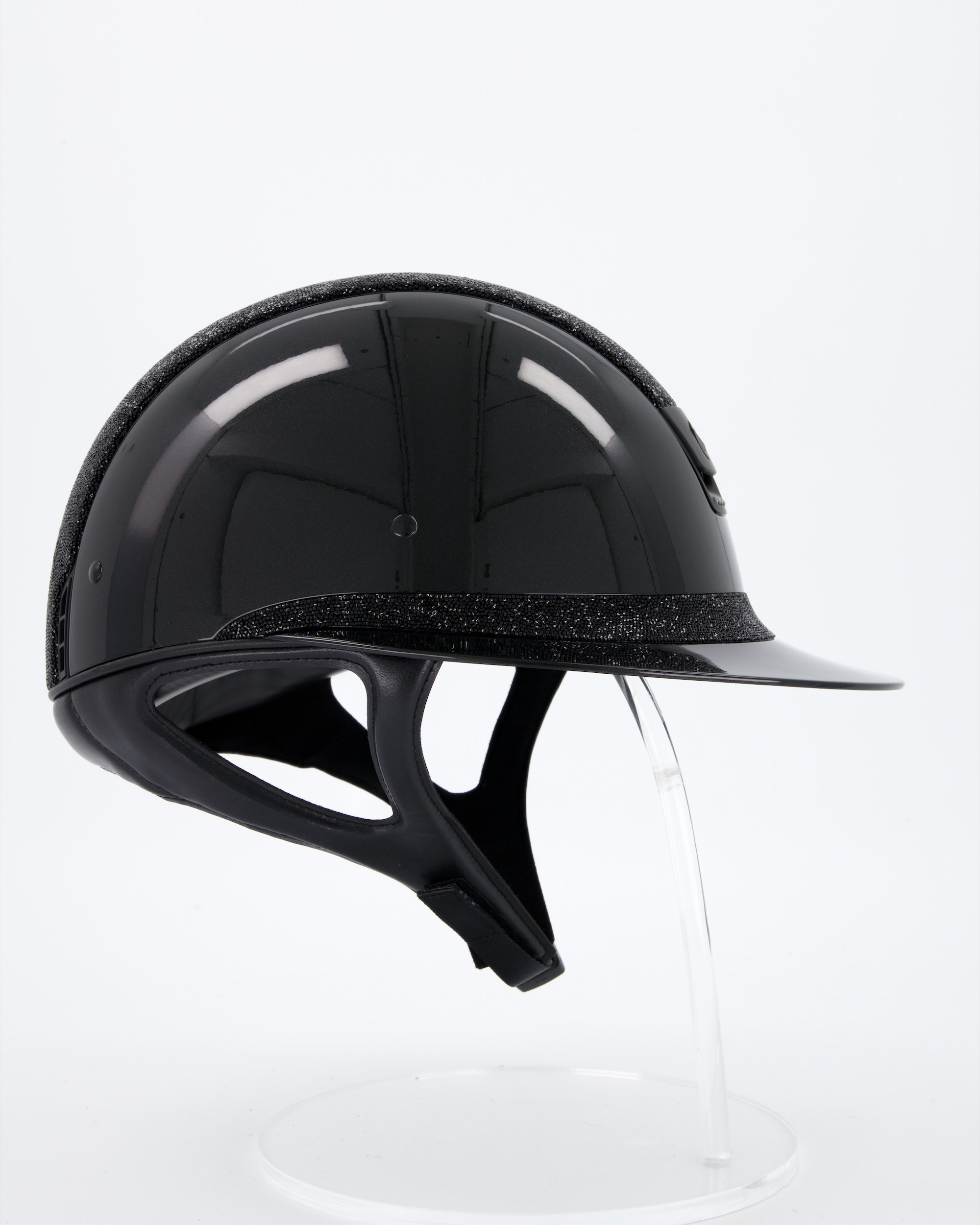 Reithelm Miss Shield Shadowglossy, Top u. Frontal Band Ultra Fine Rock Black, Blason u. Trim Matt Black, 5 Swarovski Jet Hematite in schwarz