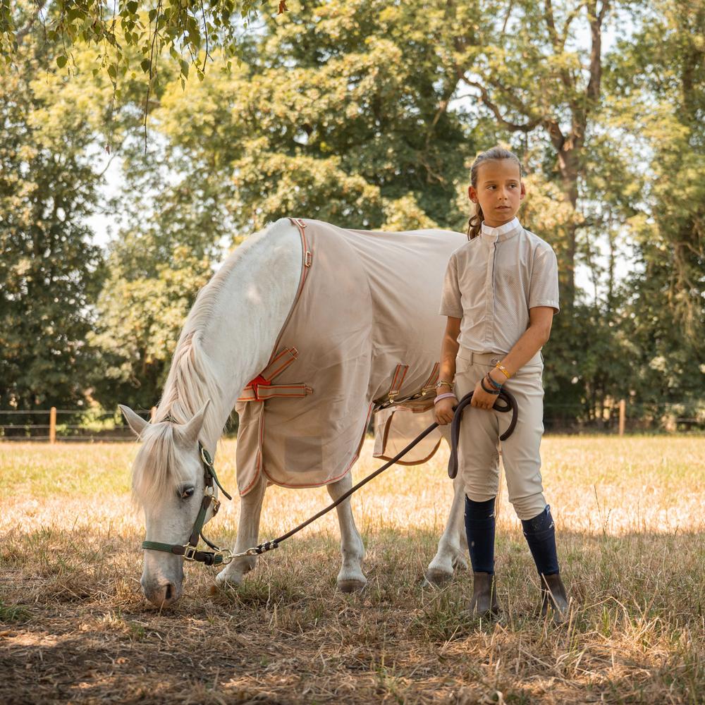Comfort fly rug