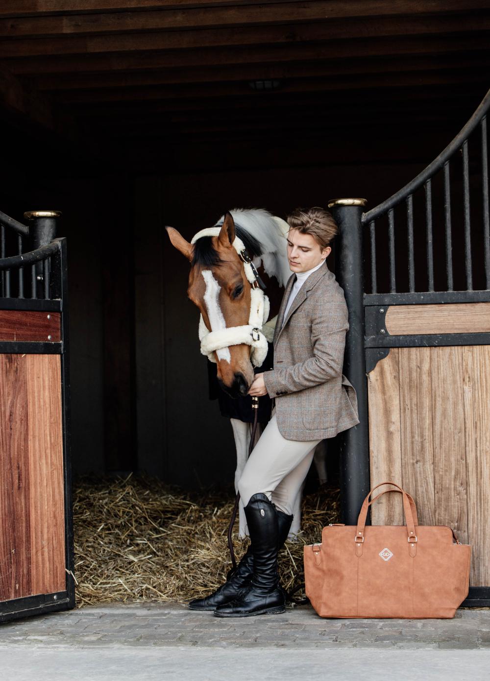 Chestnut Reise Tasche | Grooming Deluxe