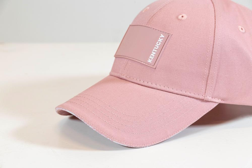 Cap with rubberised logo
