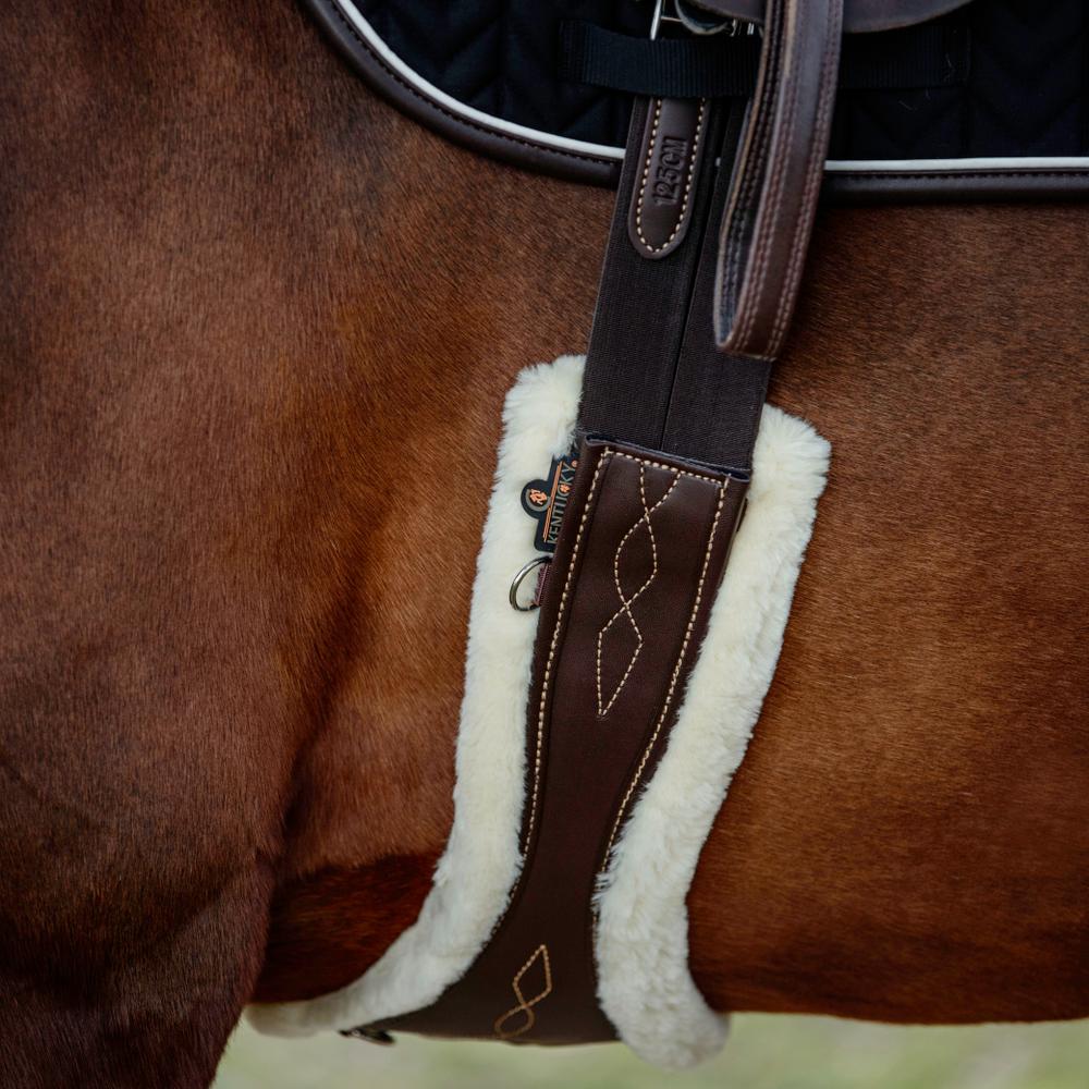Long girth lambskin anatomical