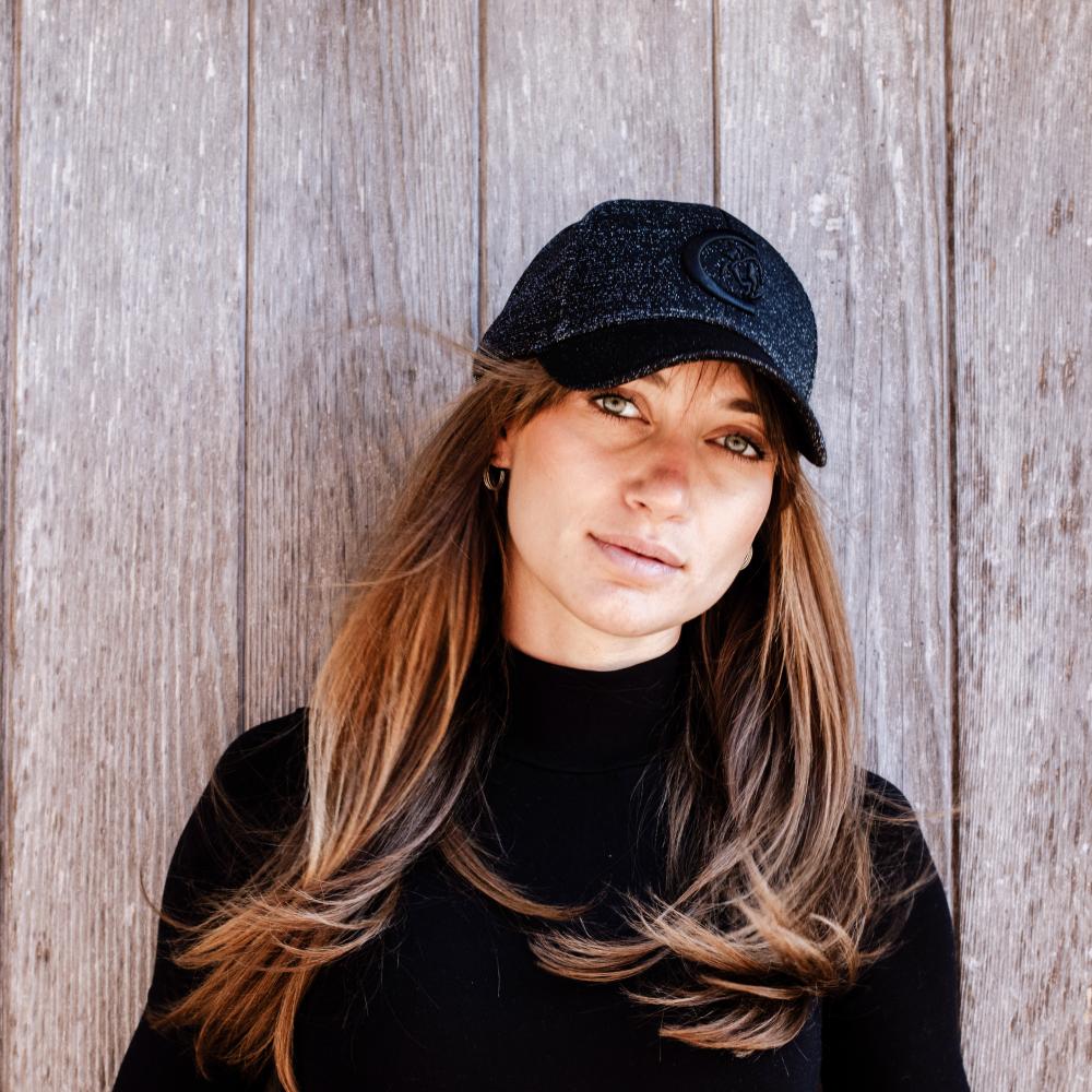 Baseball cap glitter
