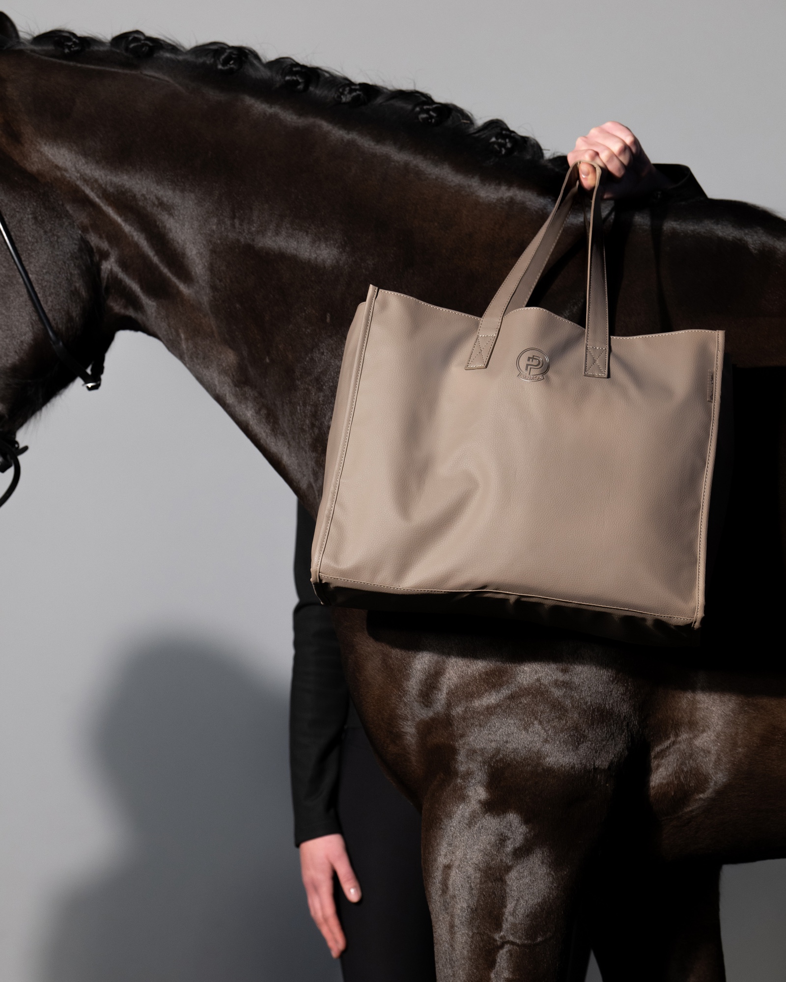 Shopper Platinum Faux Leather