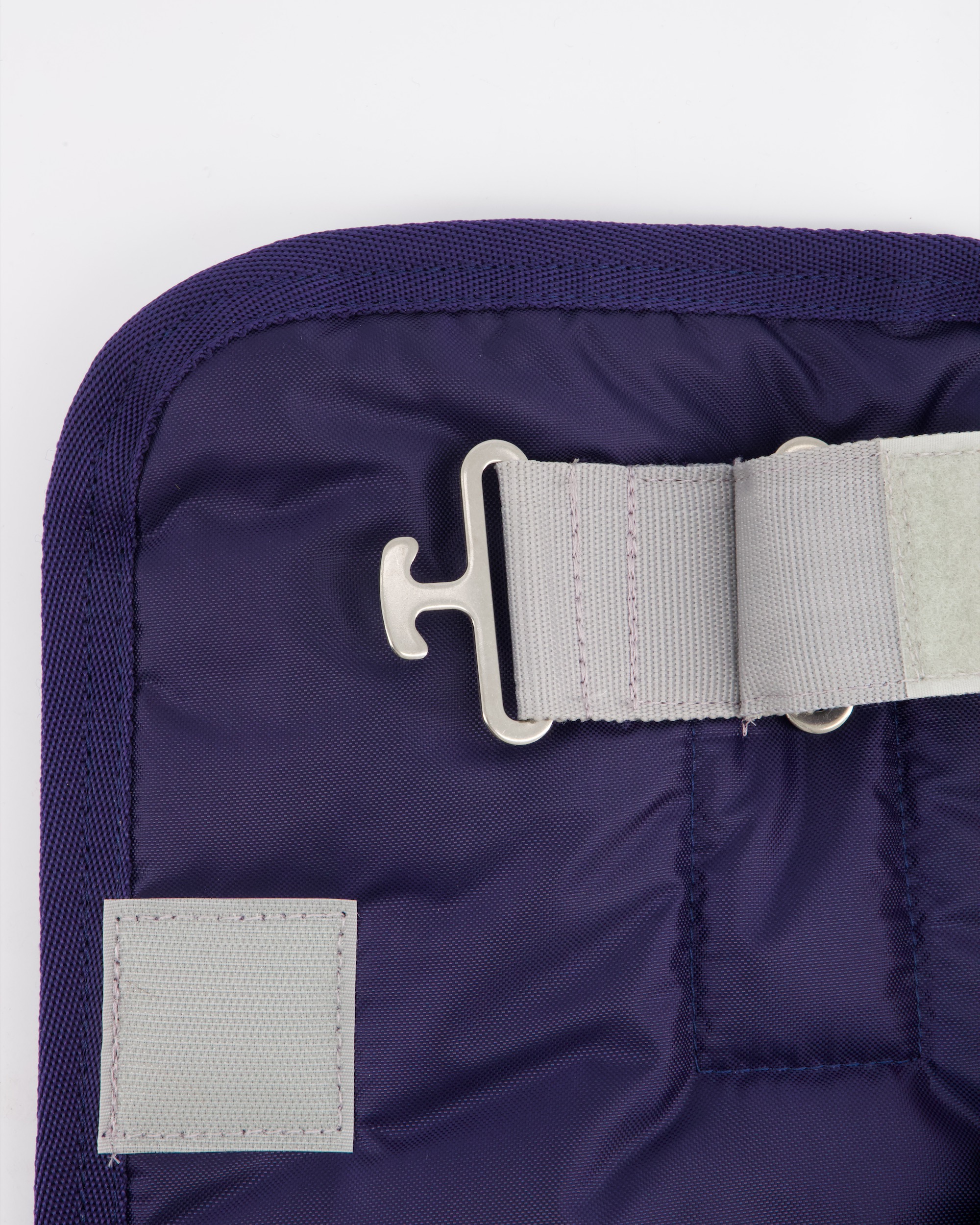 Chest extender standard in navy
