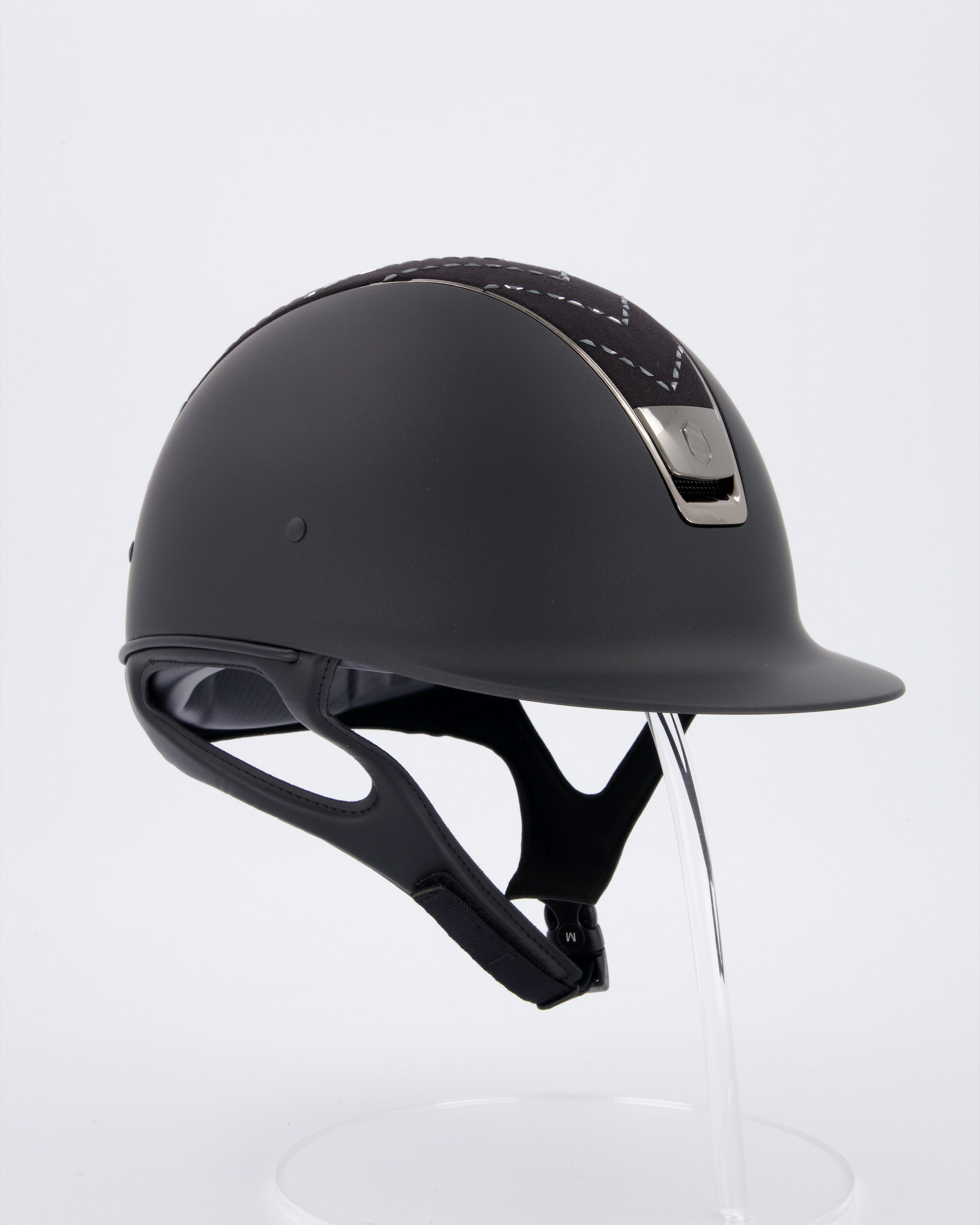 Riding helmet Shadowmatt Black, Top Chevron Black, Trim Black Chrome, Blason Black Chrome