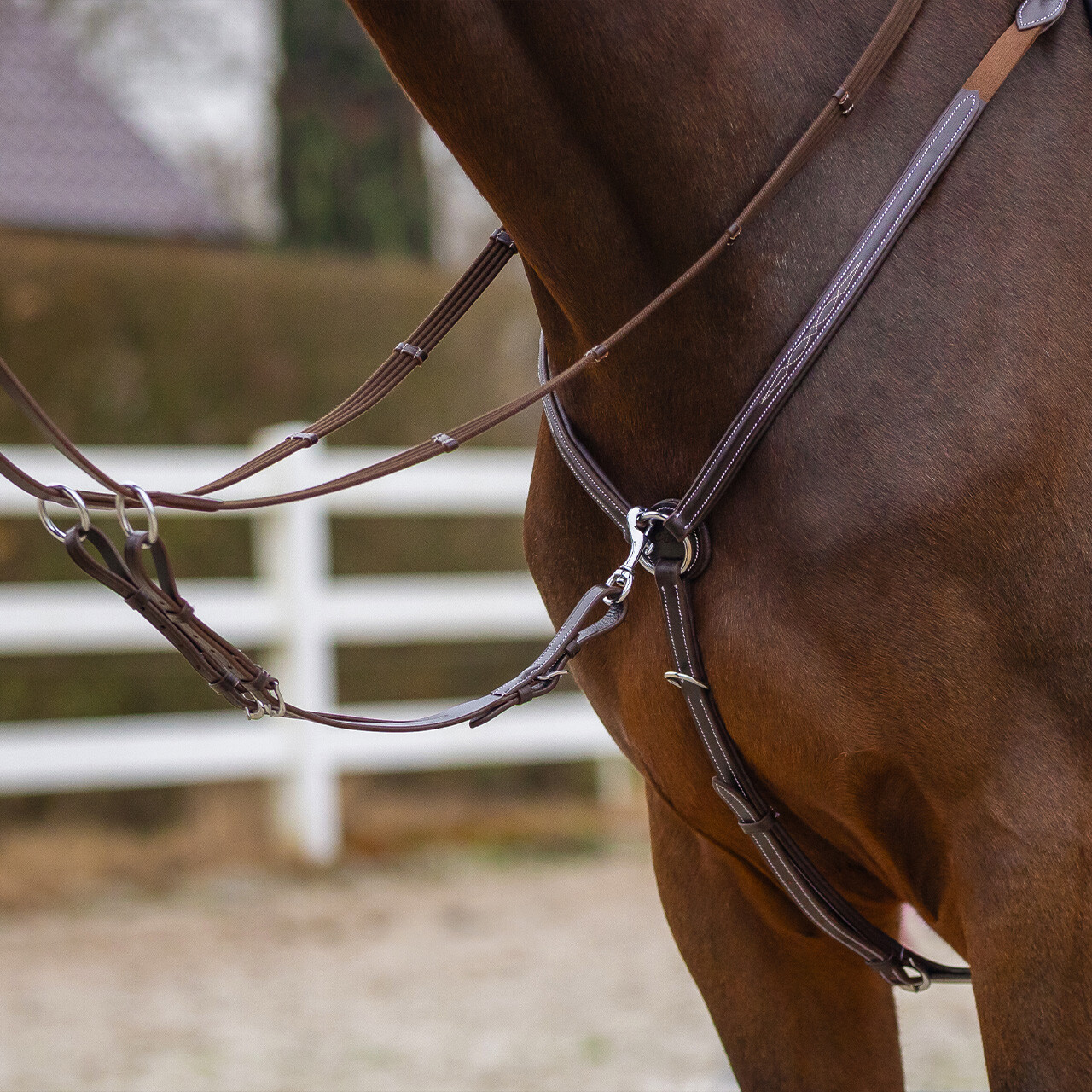 Front harness with luxury stitching