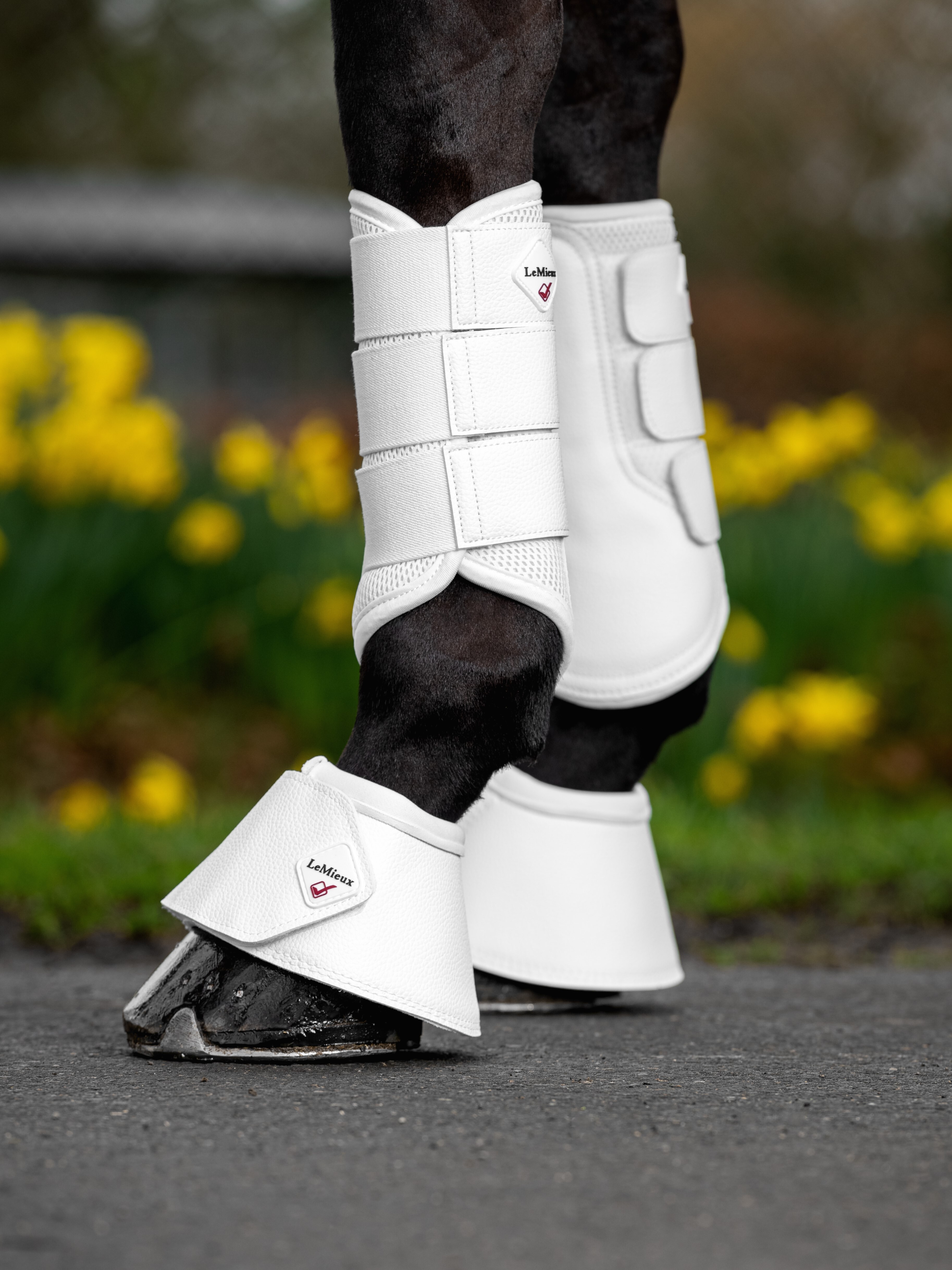 Wrapround leather overreach boots