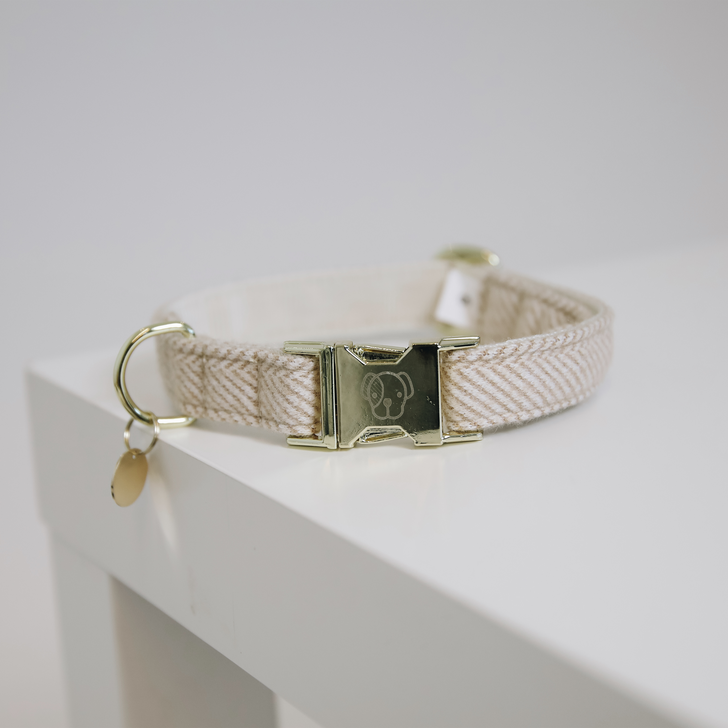 Wool dog collar
