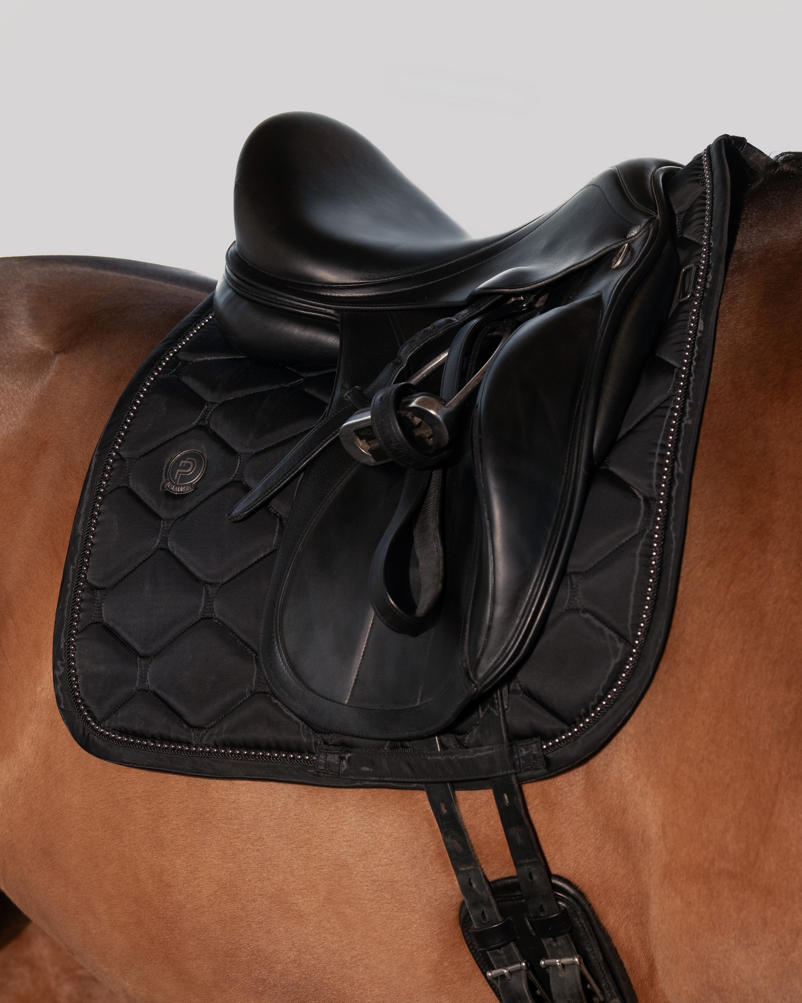 Saddle pad Platinum Highgloss Pearls