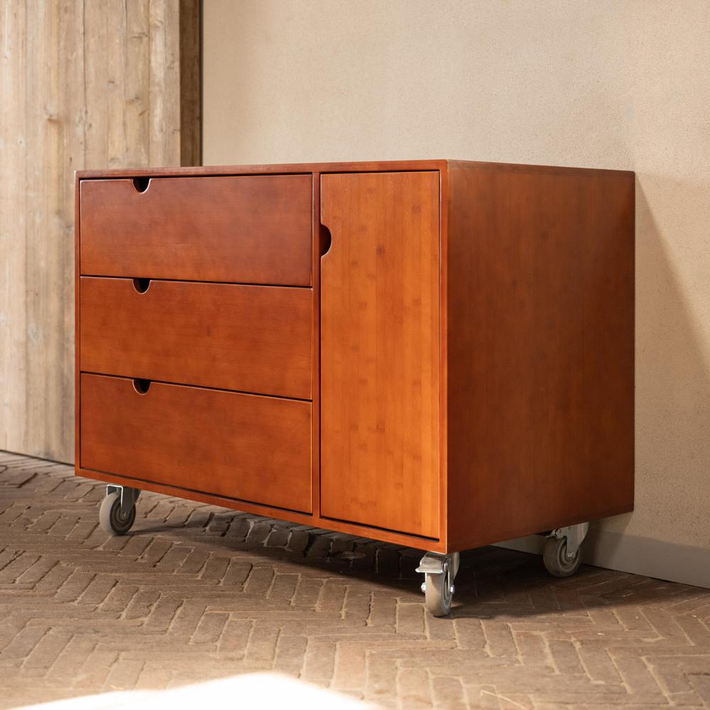 Saddle cabinet with 3 drawers and bridle rack