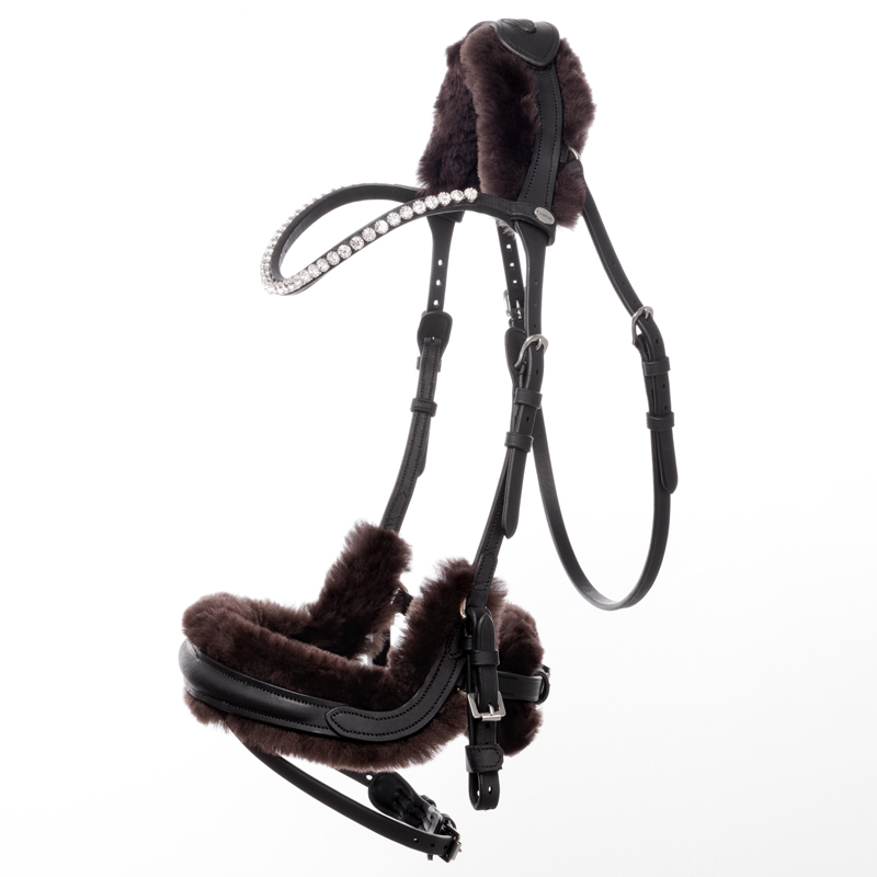 Caliano Via" lambskin cushion set