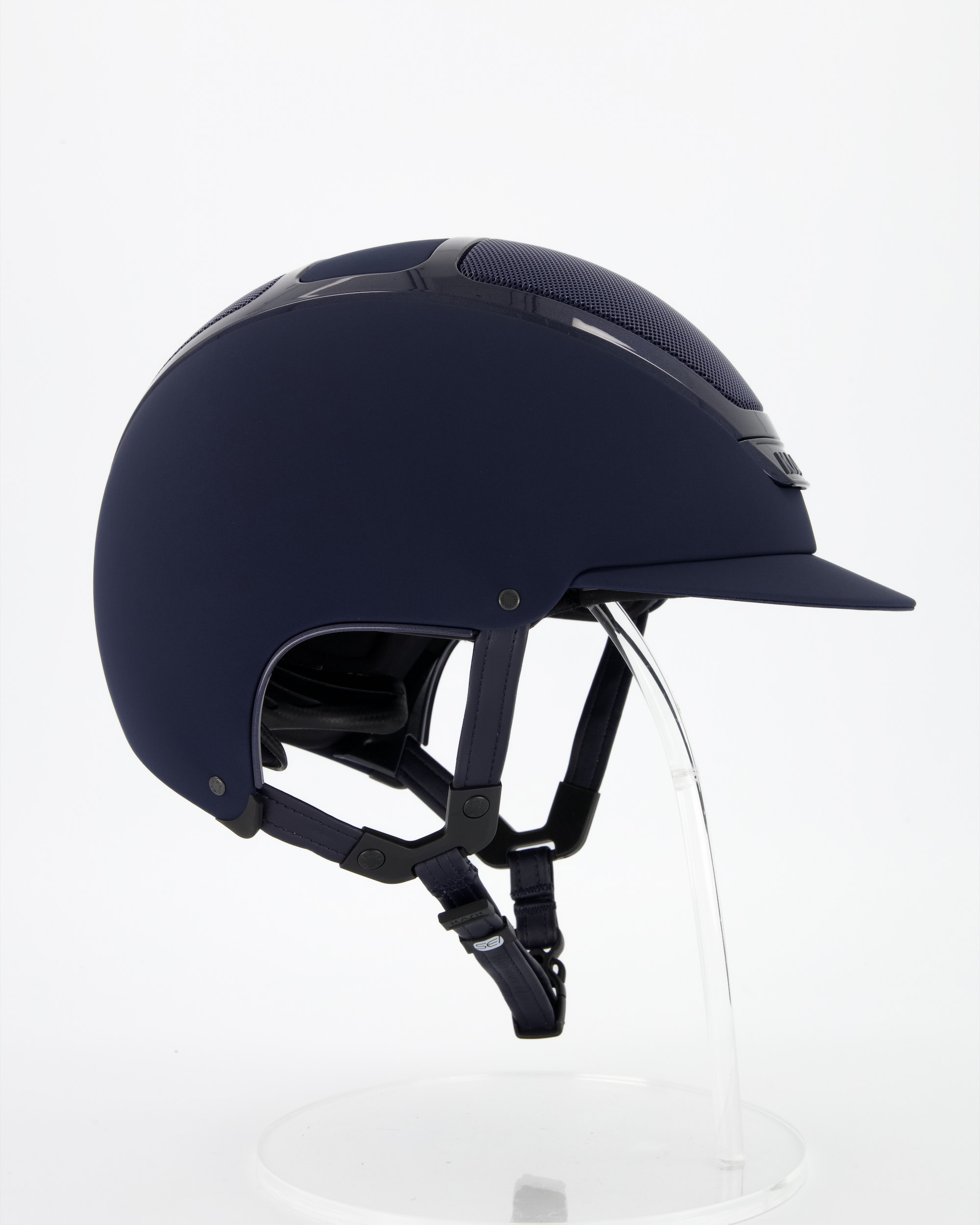 Dogma Chrome riding helmet