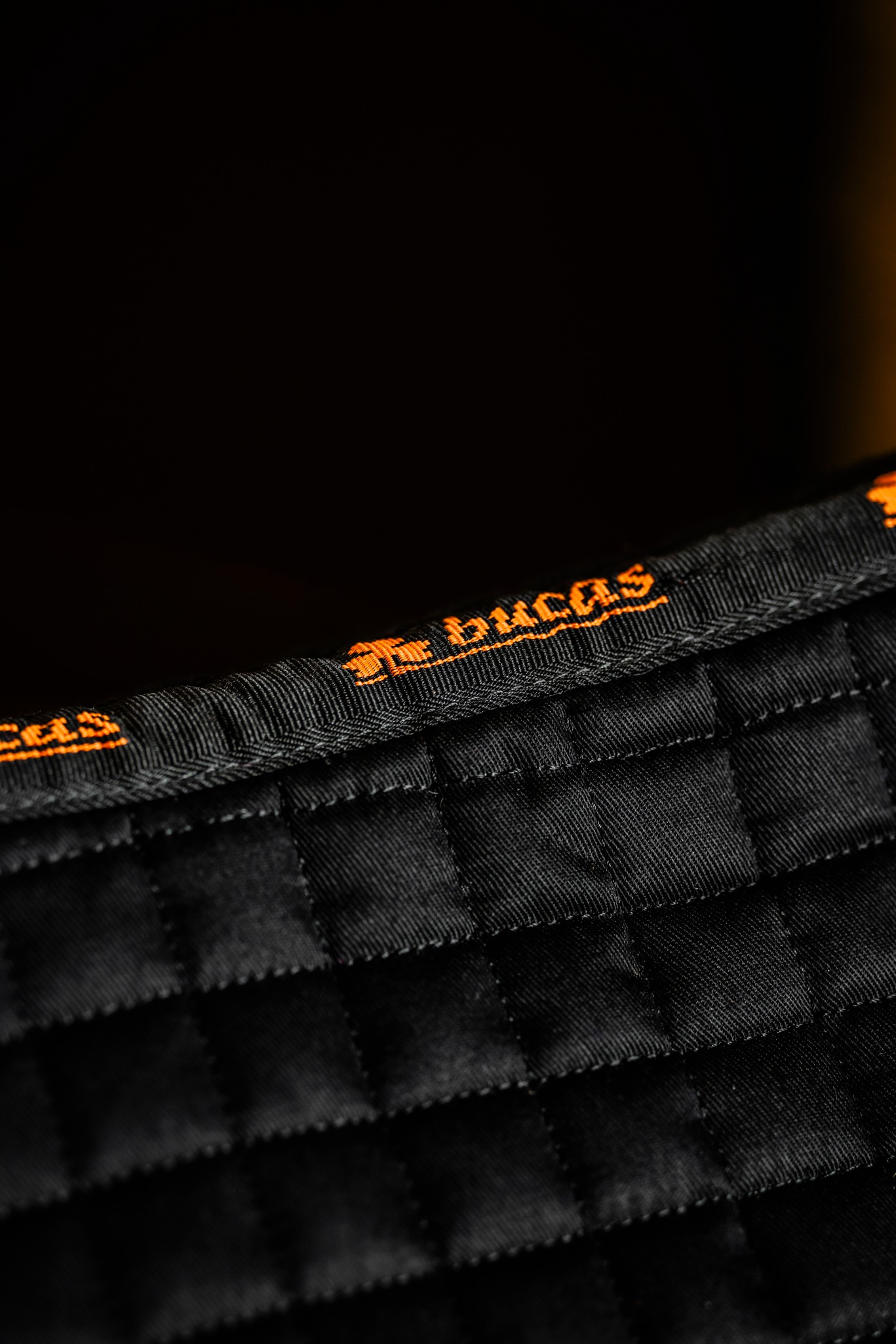 Springschabracke Therapy Limited Edition in Navy/Orange