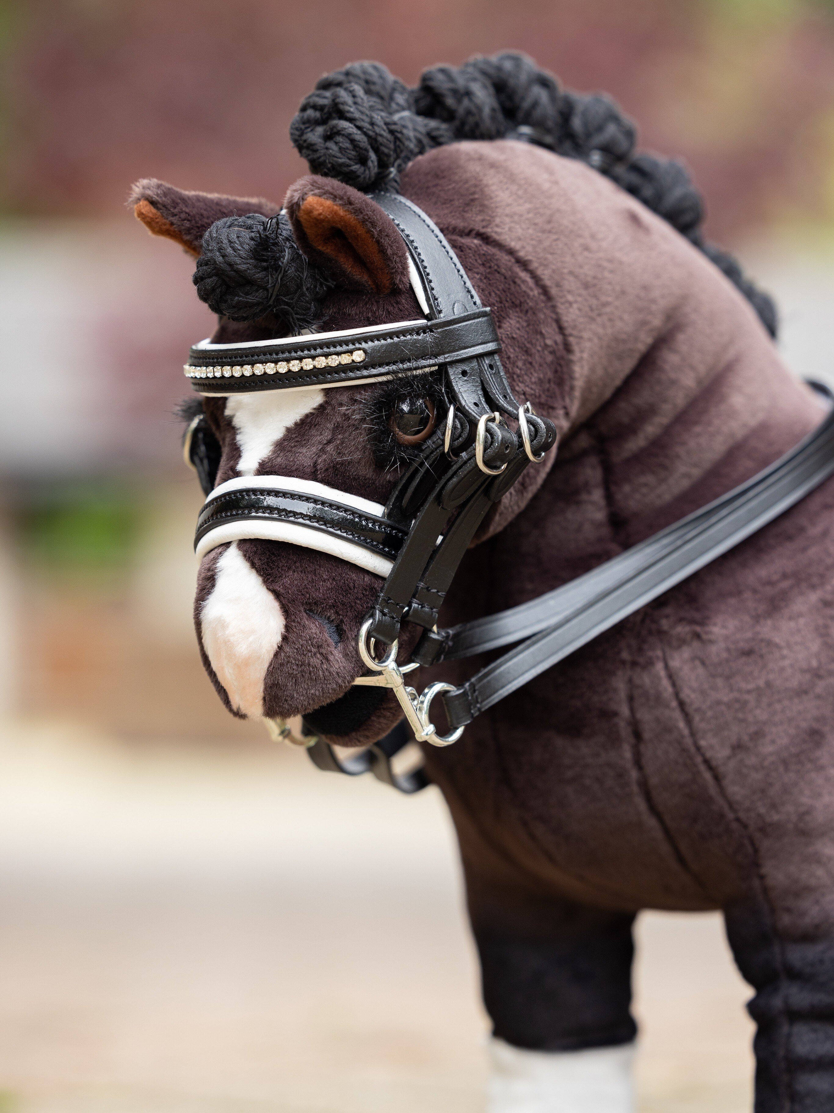 Toy Pony bride noir