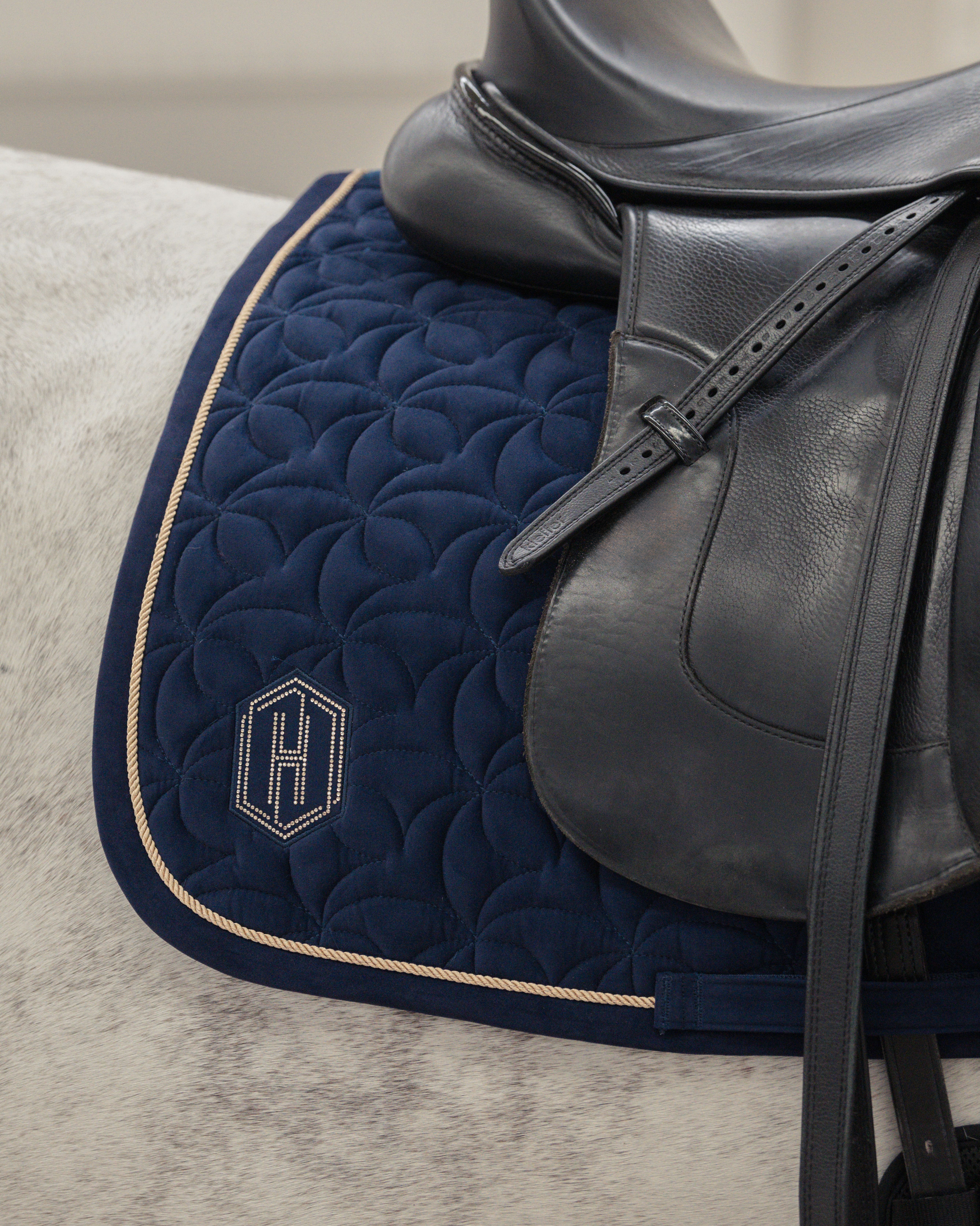 Saddle pad Heritage Velour Emblem