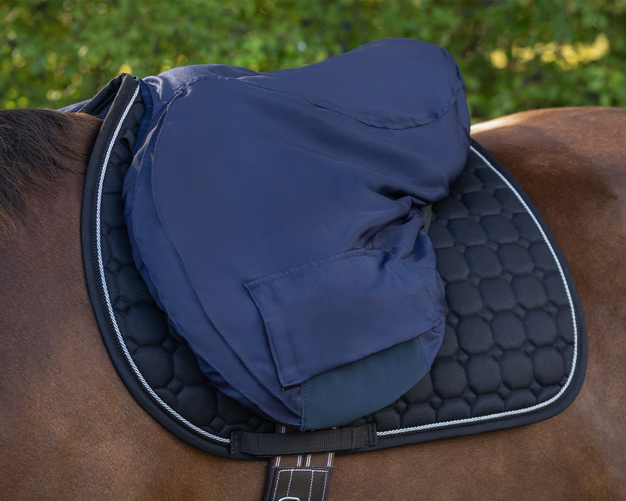 Turnout extra saddle cover
