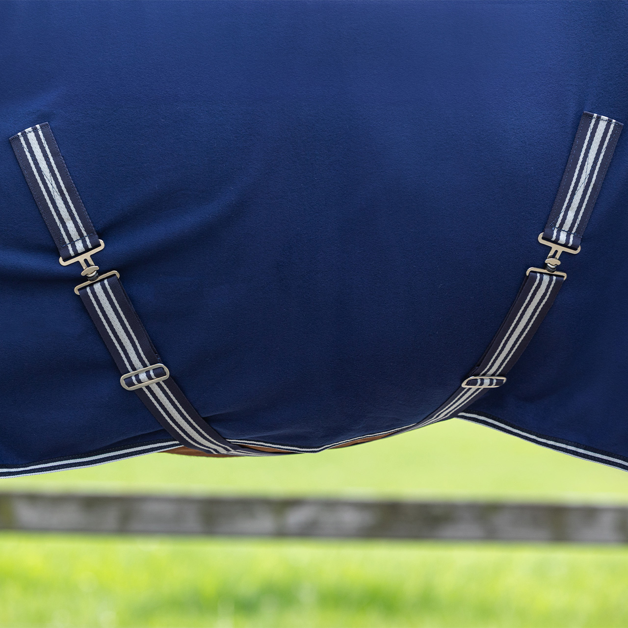 Abschwitzdecke Basic mit Hals