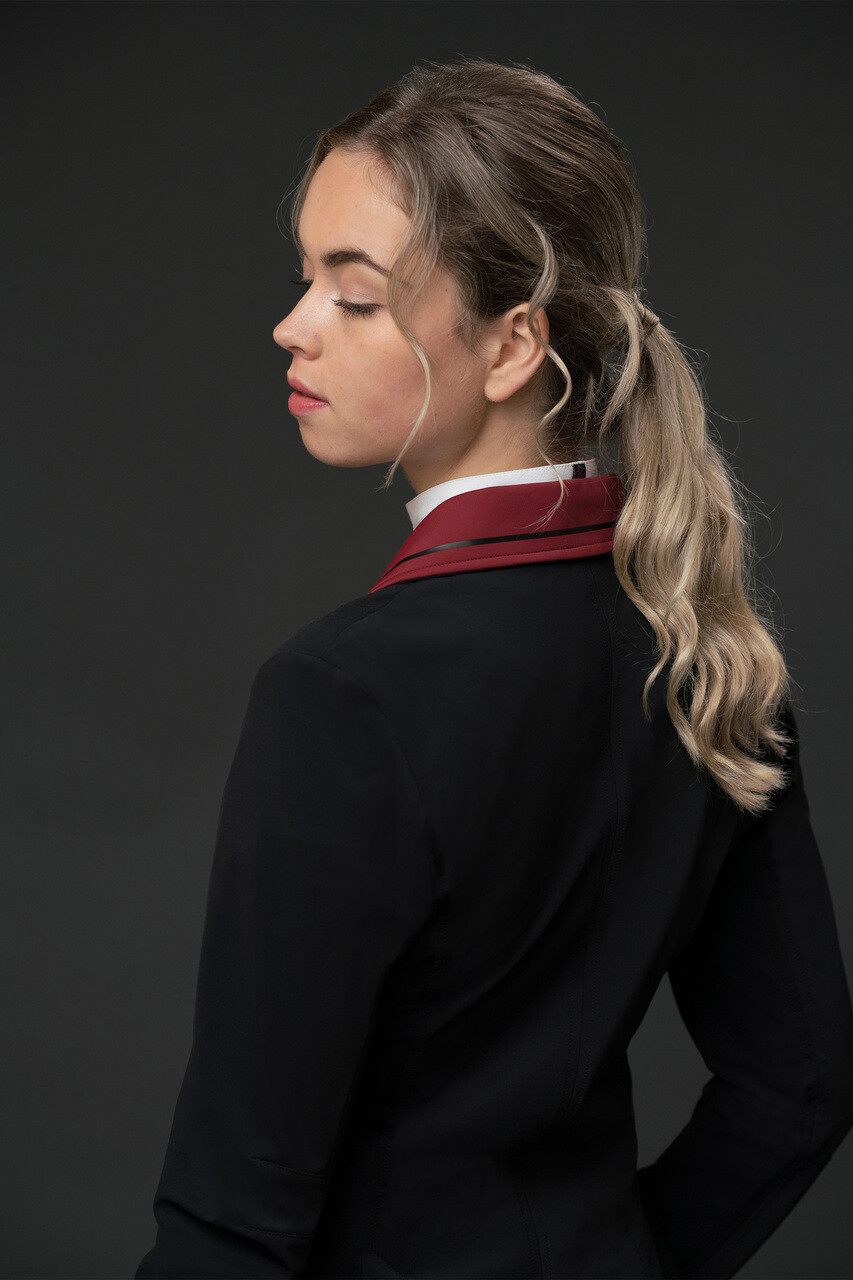 Show jacket AmbitionFirst