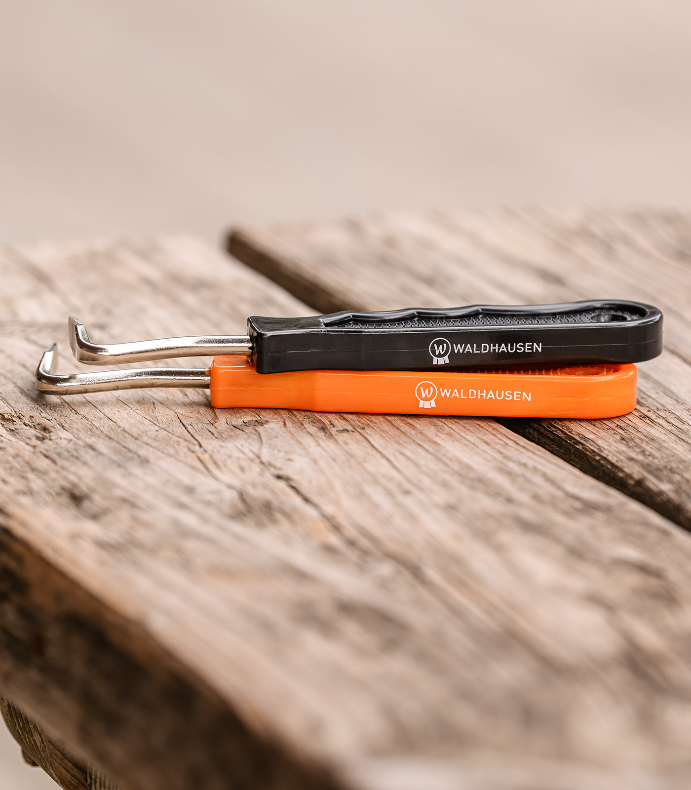 Hoof pick wuthout bristles, black