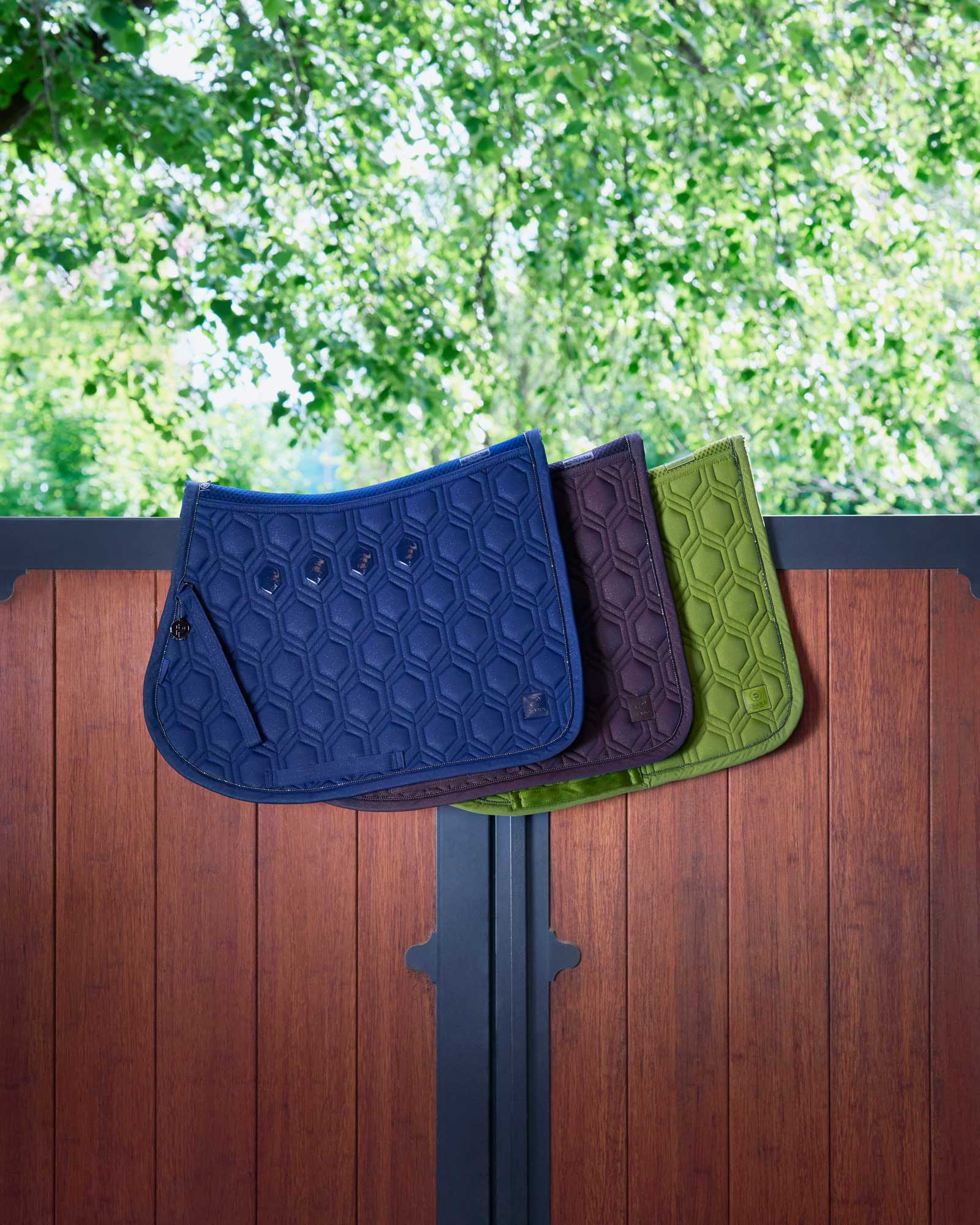 Saddle pad Sparkle Emblem Platinum